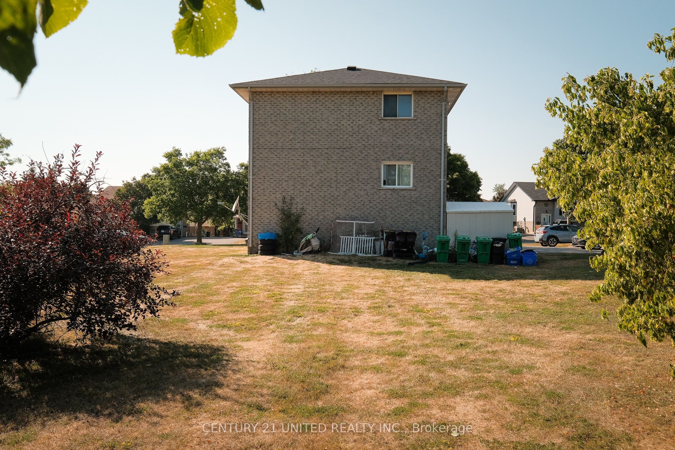 546 Crystal Drive Property Photo 2