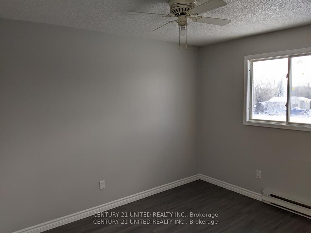 546 Crystal Drive Property Photo 13