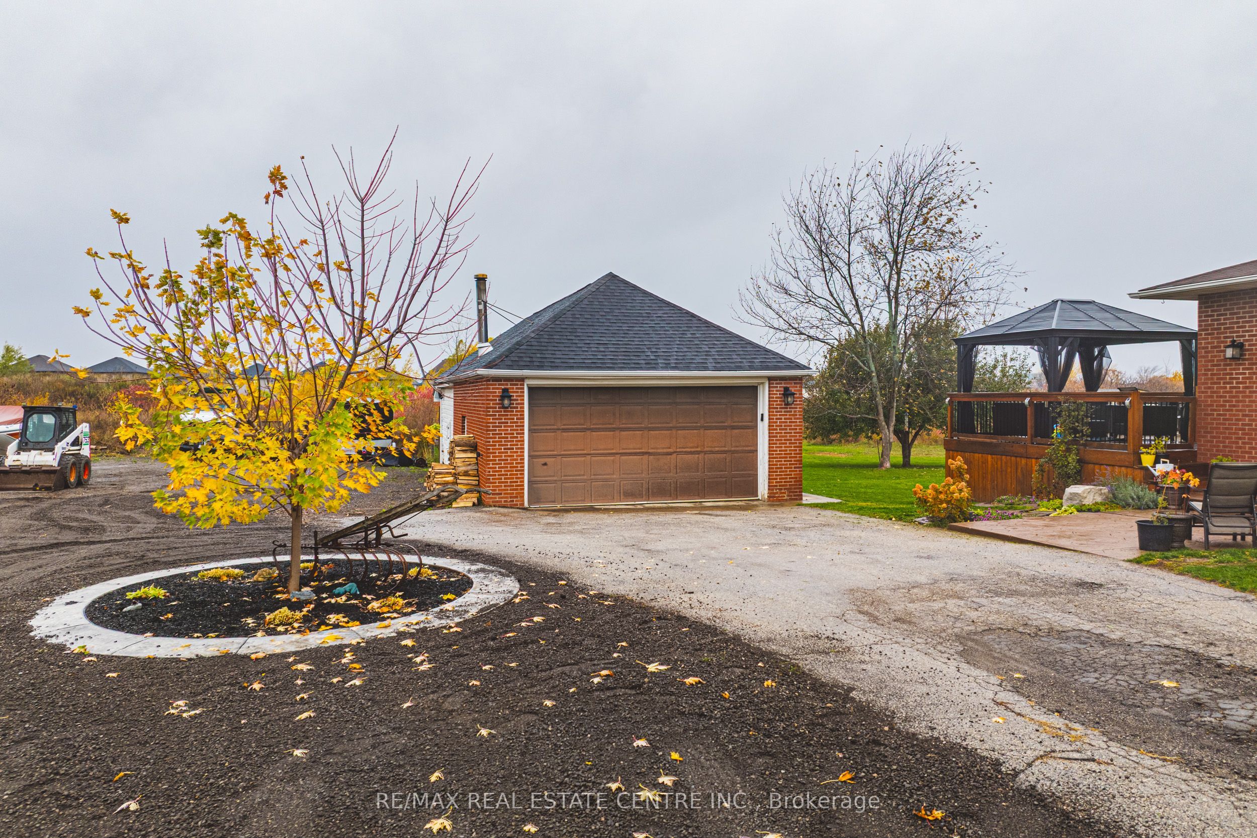 70 Webster Road Property Photo 13