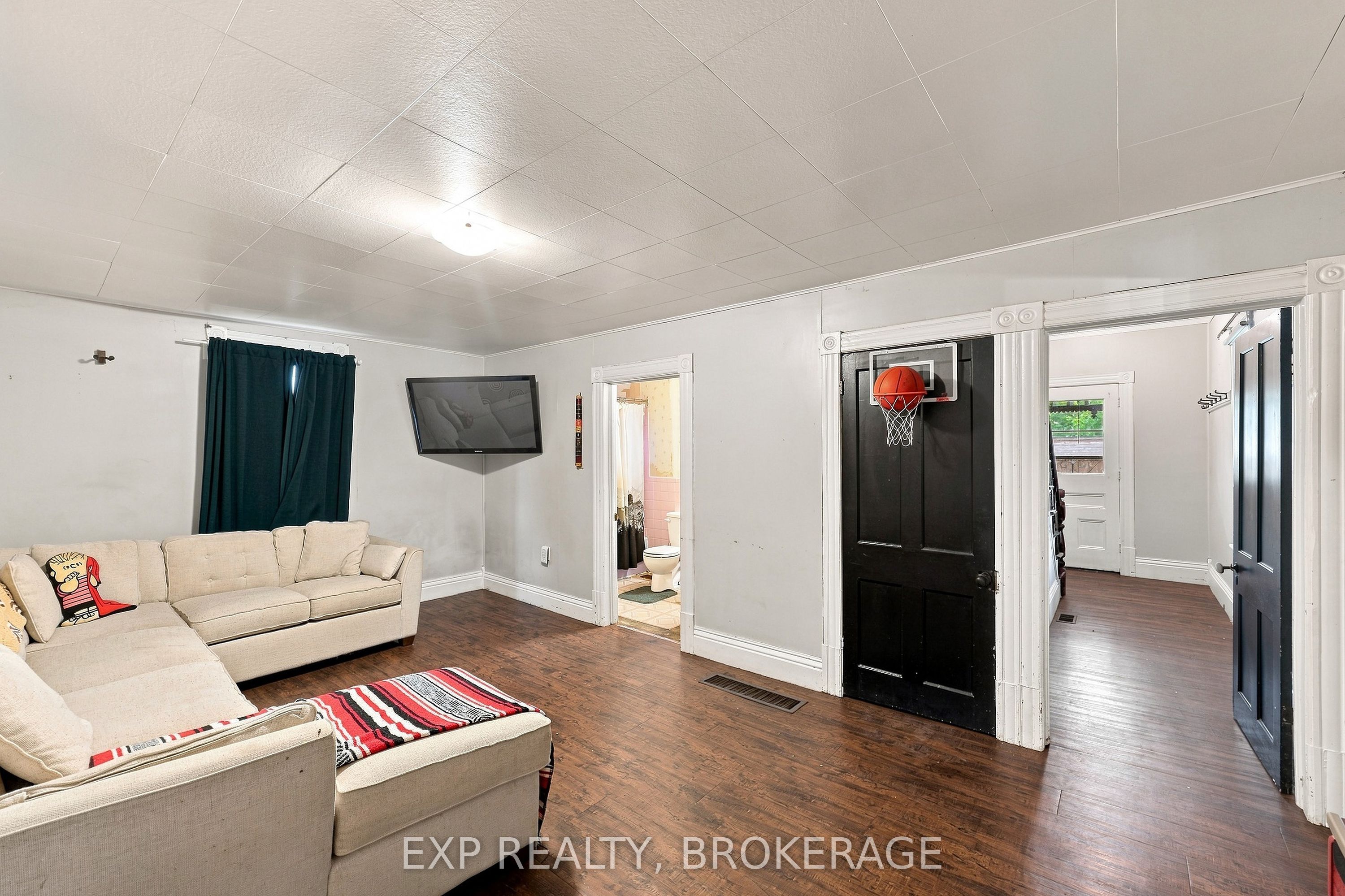 3697 Desert Lake Road Property Photo 5