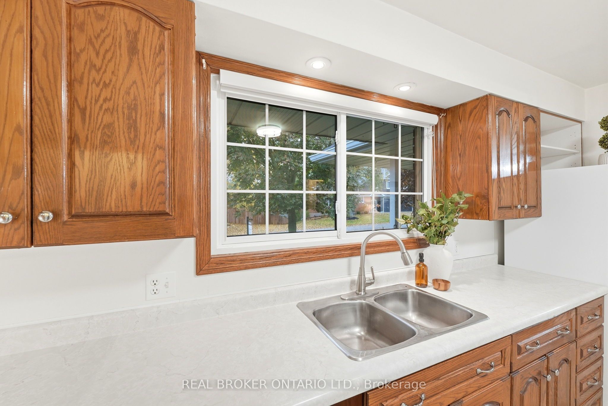 7 Edward Street Property Photo 13