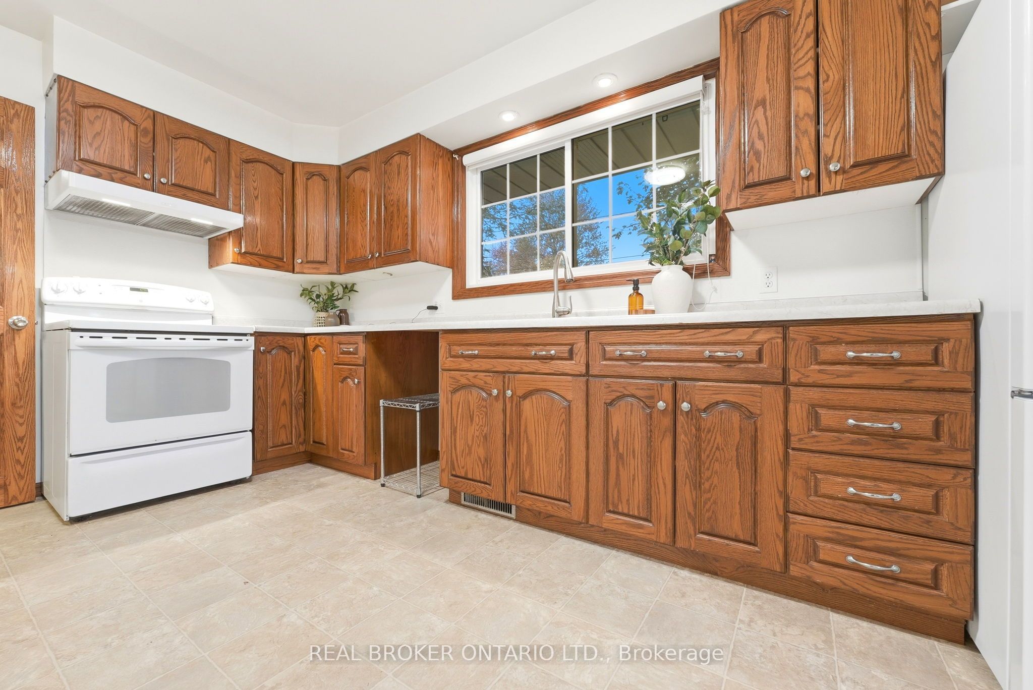 7 Edward Street Property Photo 14