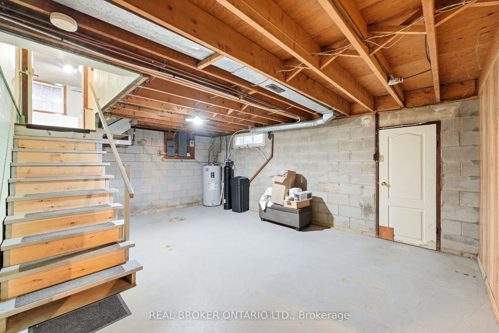 7 Edward Street Property Photo 25