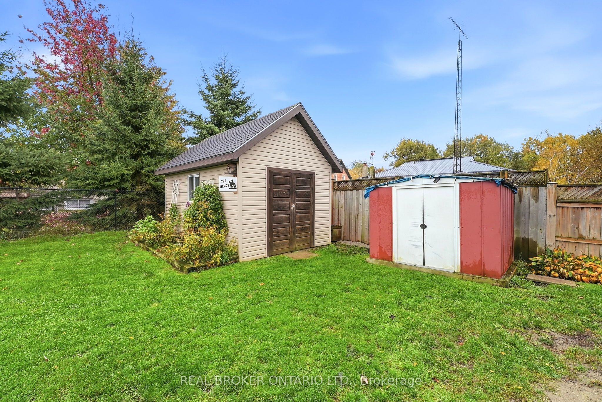 7 Edward Street Property Photo 36
