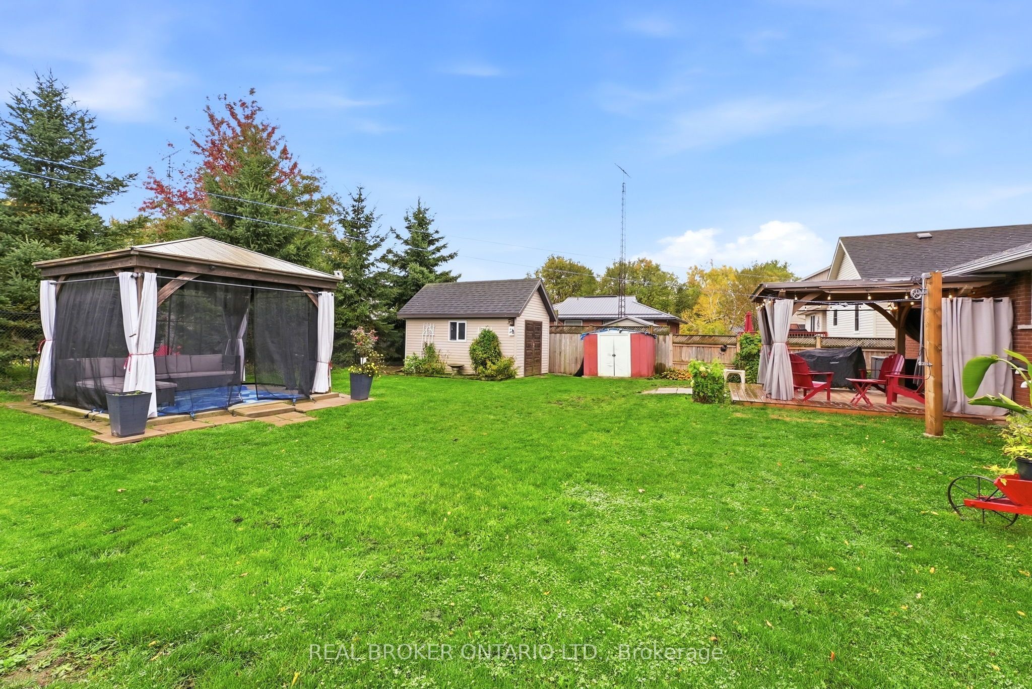 7 Edward Street Property Photo 37