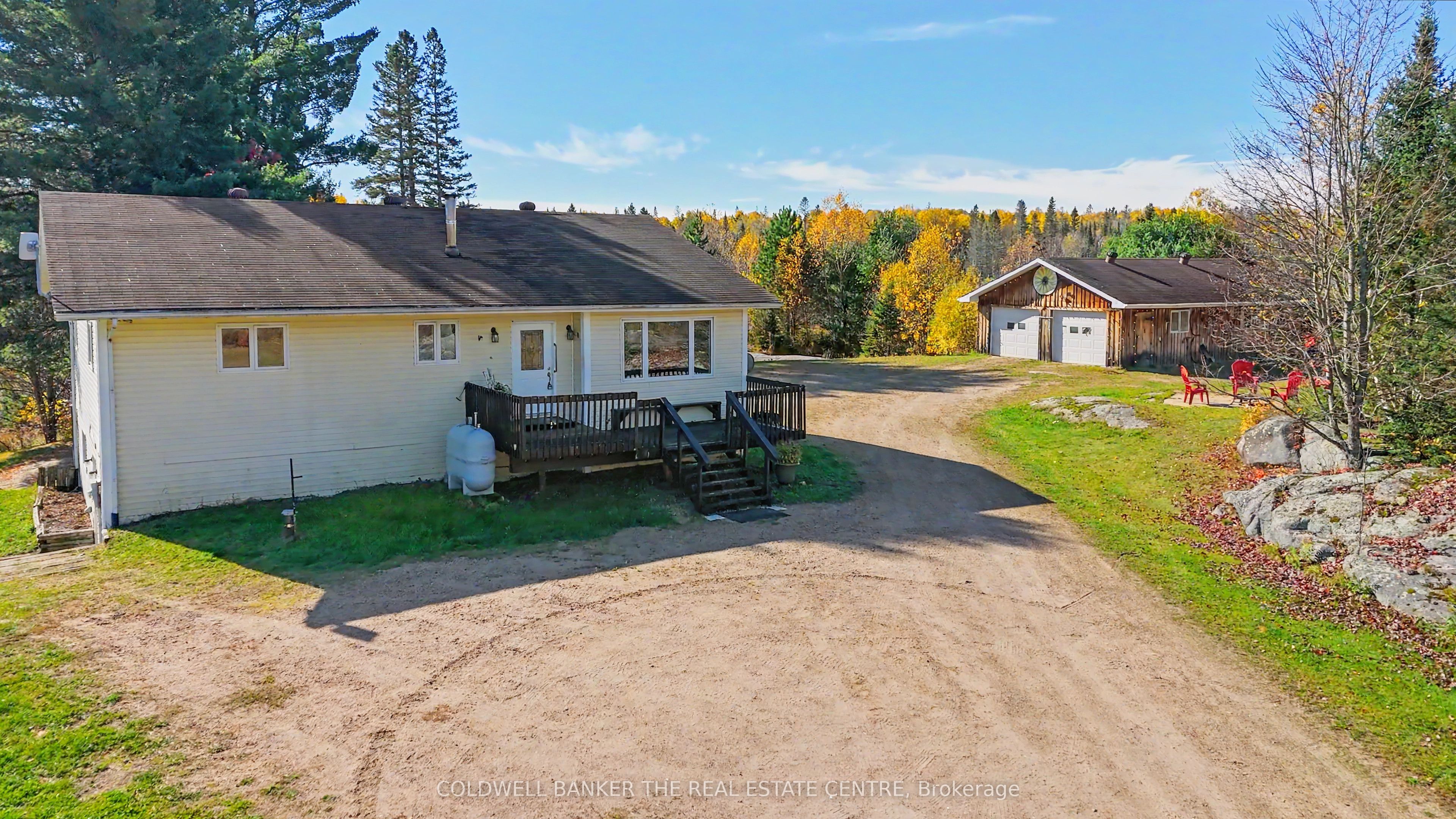 227 Butterfield Road Property Photo 2