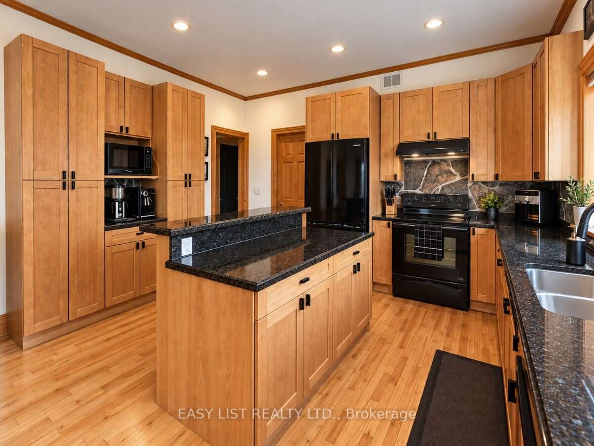 1215 Golden Beach Road Property Photo 9