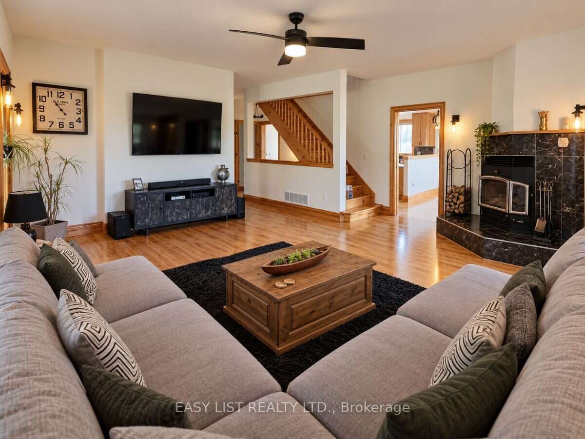 1215 Golden Beach Road Property Photo 11