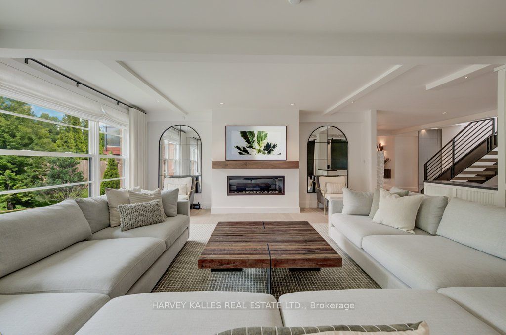 8 Westgate Walk Property Photo 6
