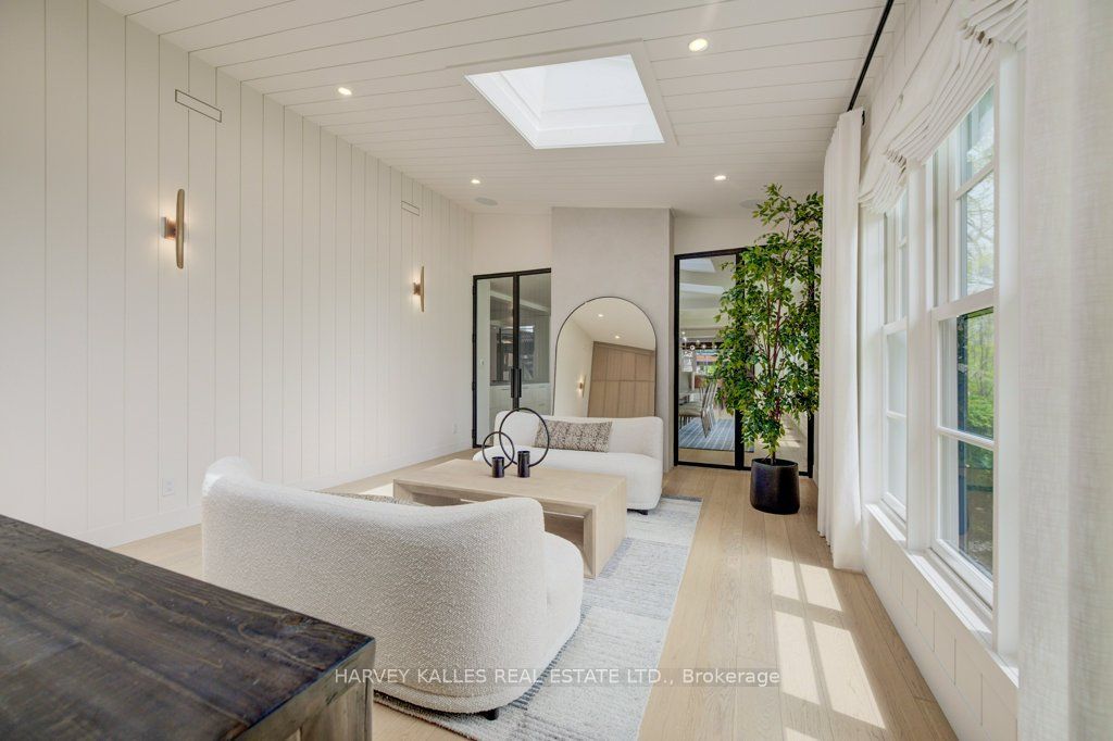 8 Westgate Walk Property Photo 12