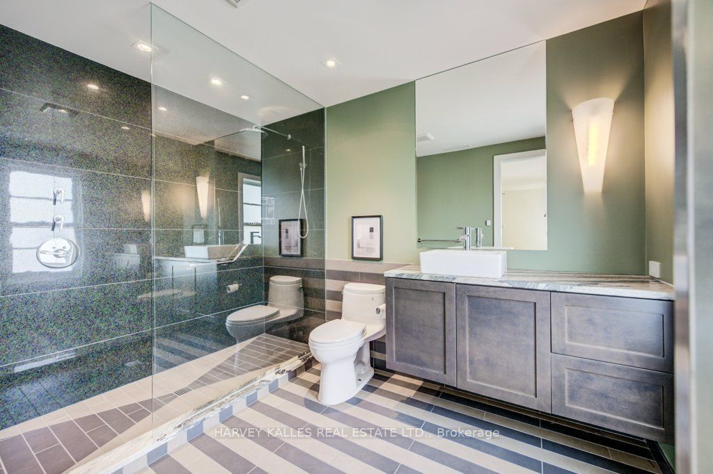 8 Westgate Walk Property Photo 40