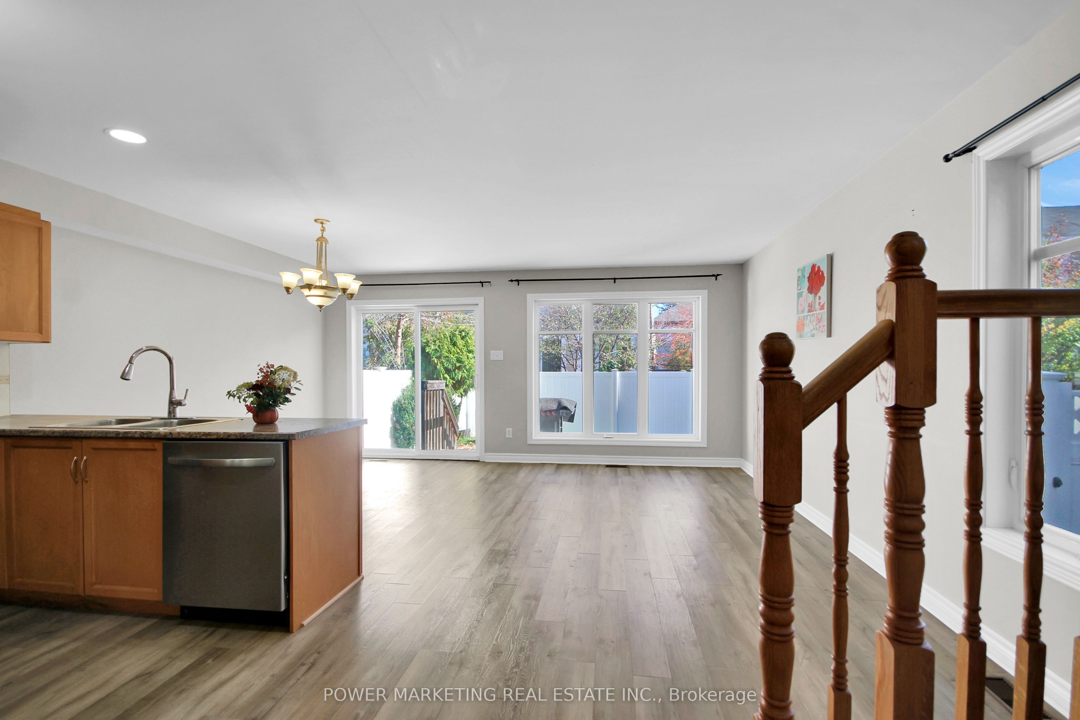 207 Hidden Meadow Avenue Property Photo 8