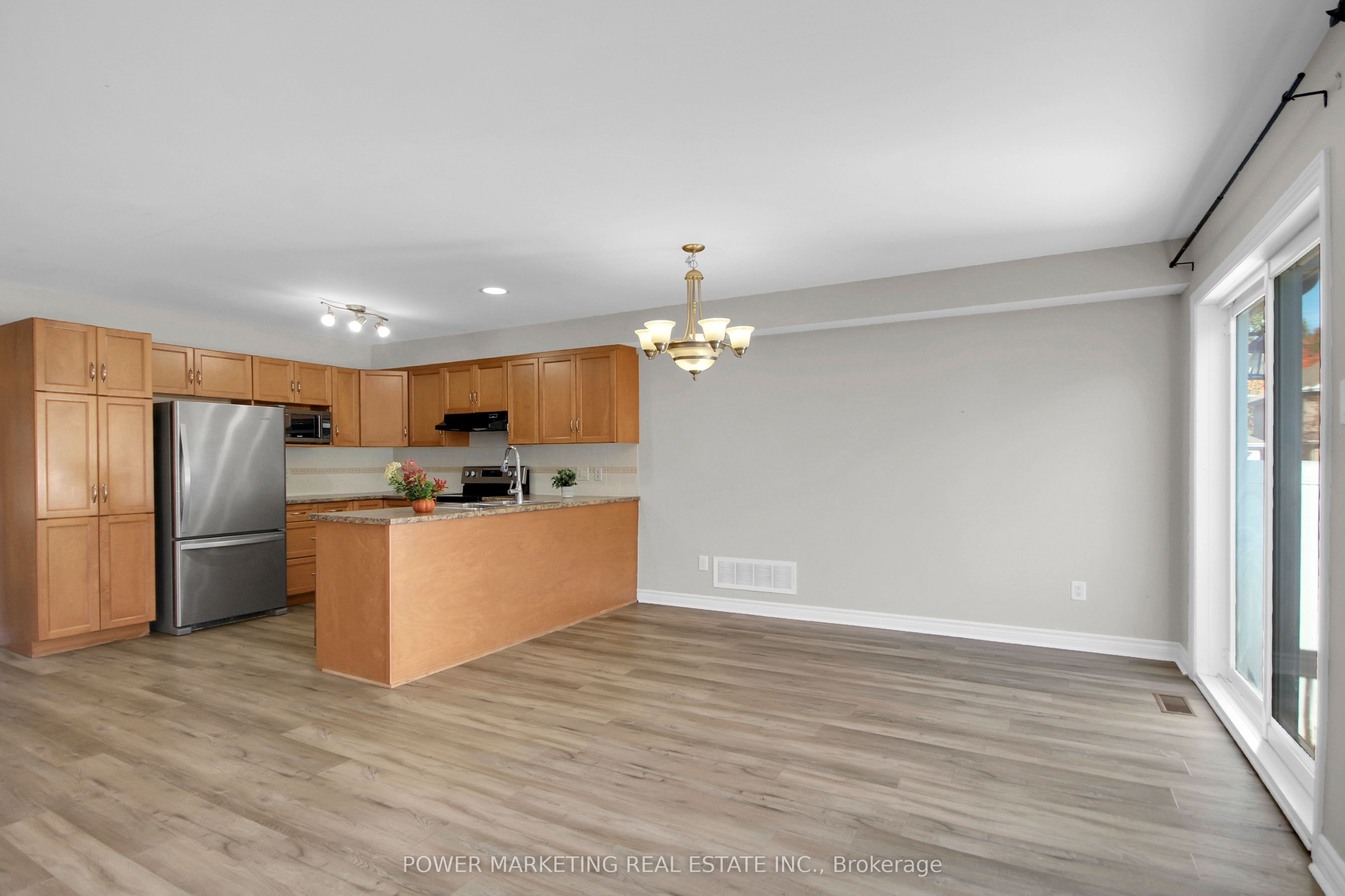 207 Hidden Meadow Avenue Property Photo 13