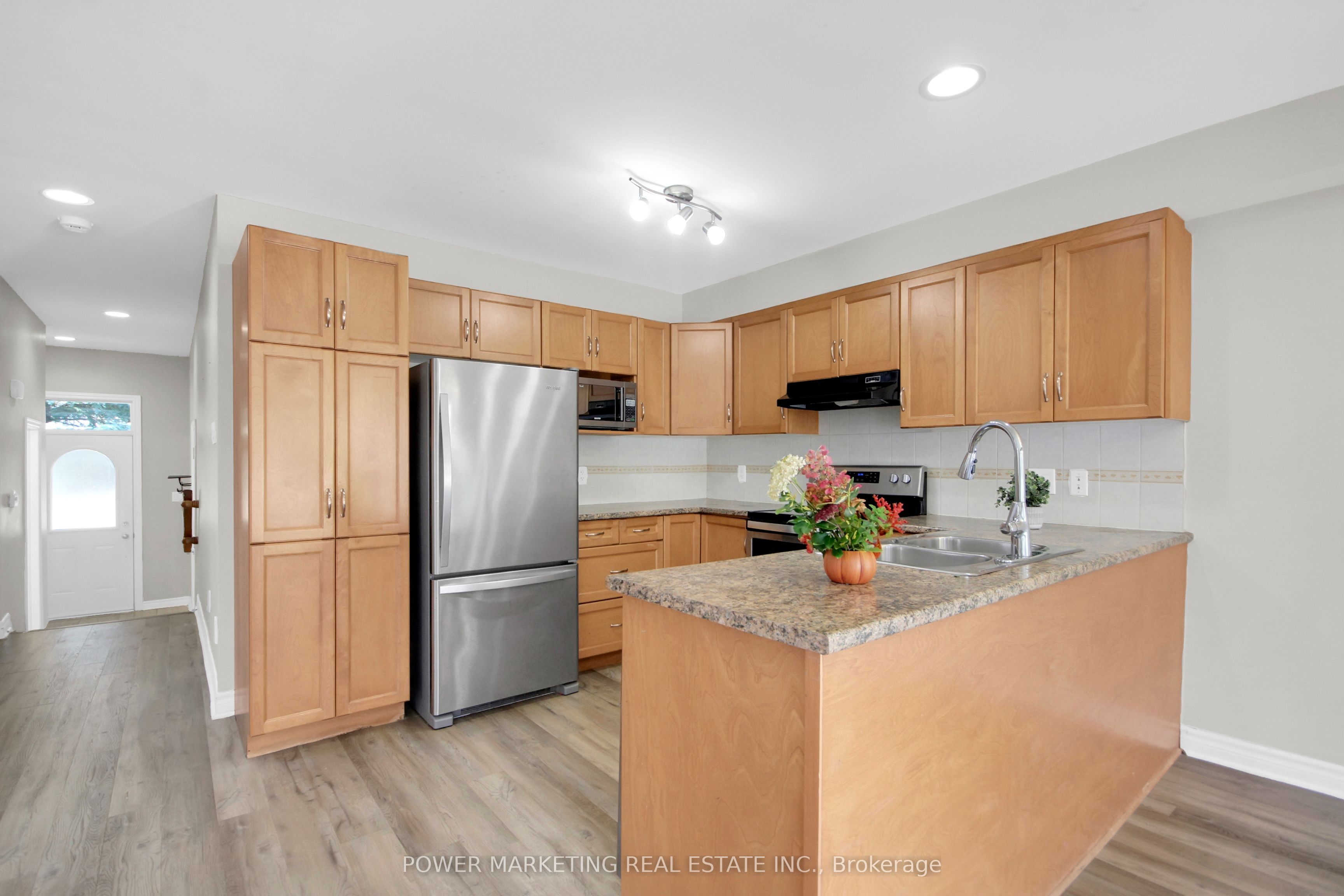 207 Hidden Meadow Avenue Property Photo 16