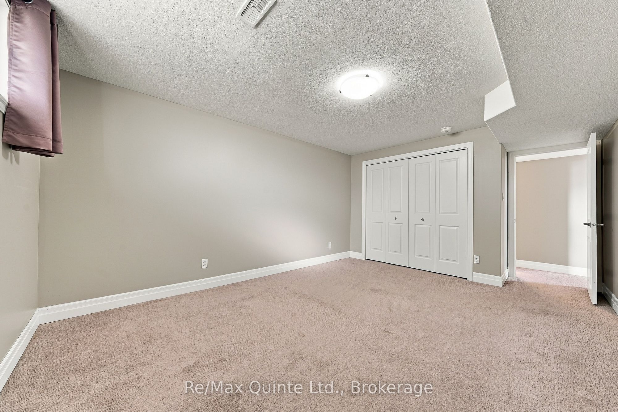 32 Cortland Crescent Property Photo 27