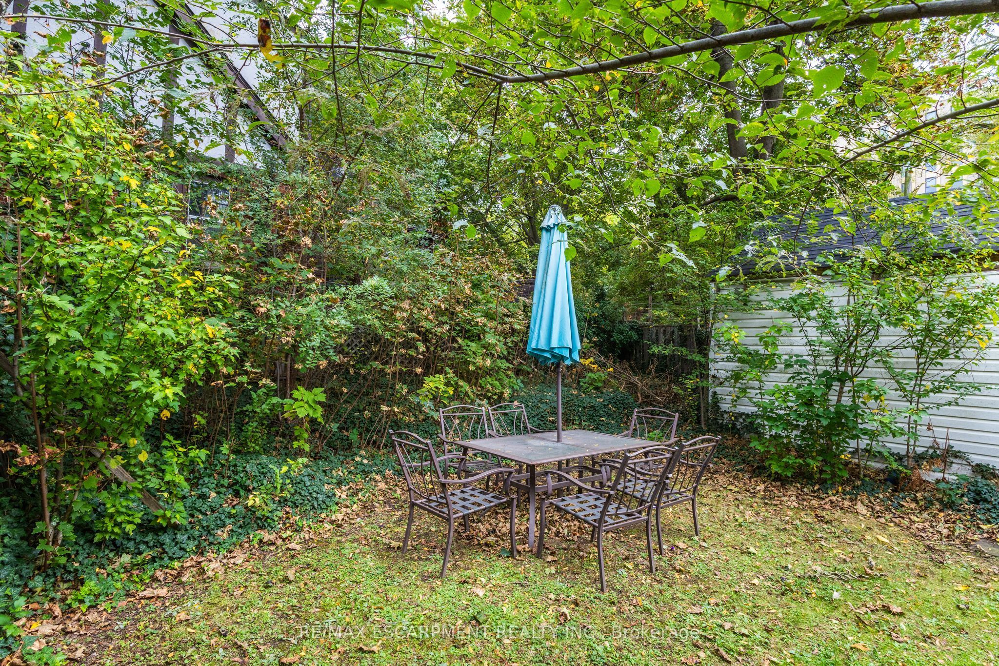 27 Forsyth Avenue S Property Photo 40
