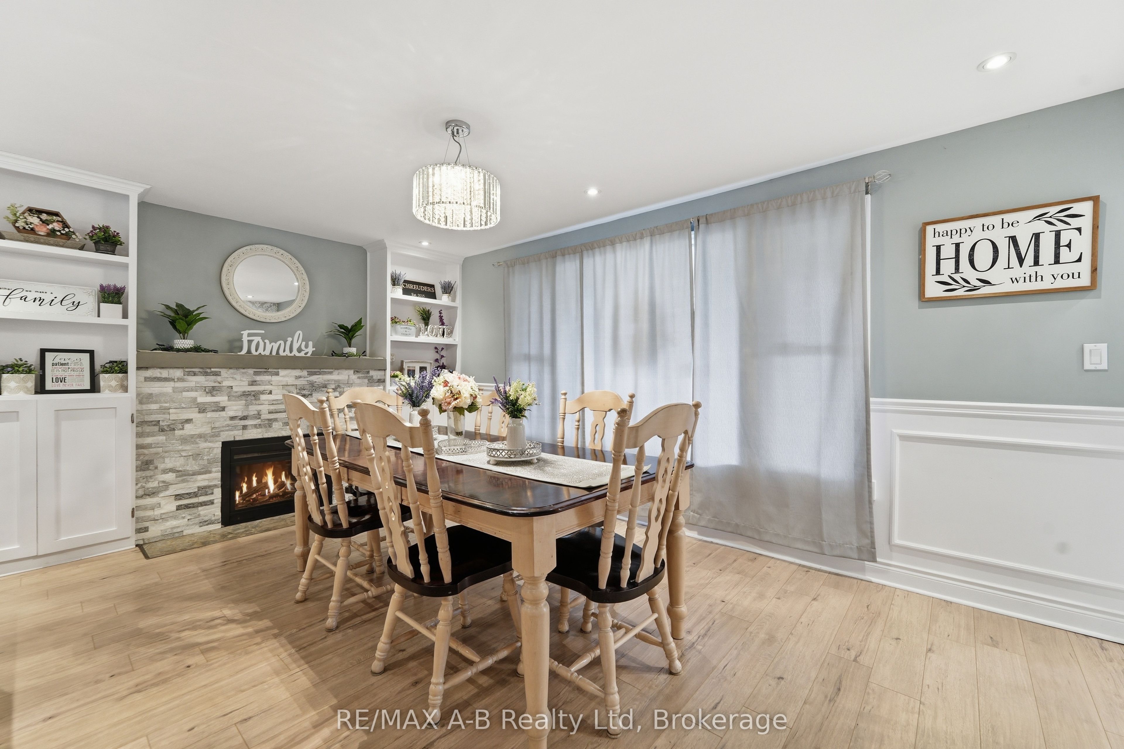 77 Gidley Street E Property Photo 11