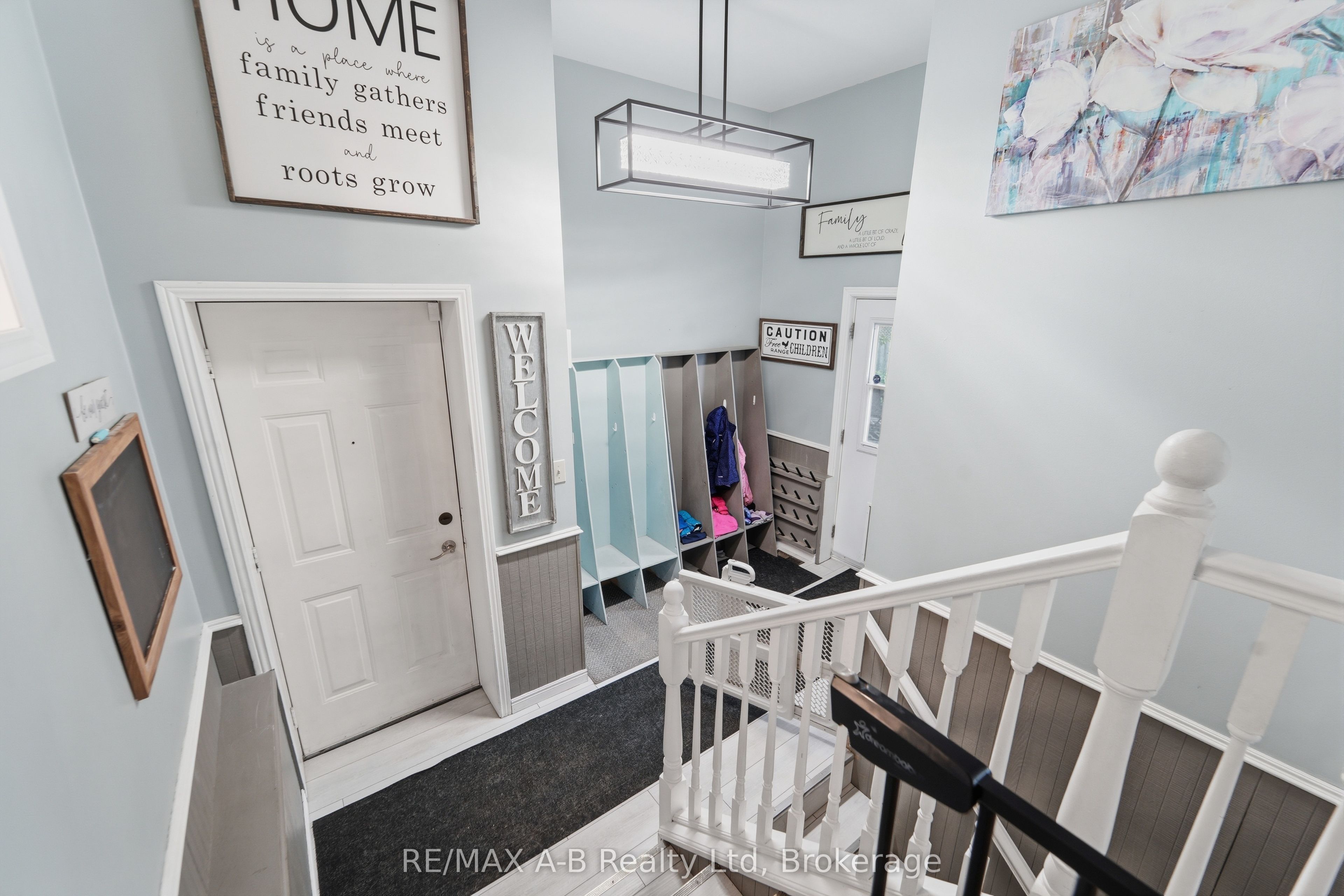 77 Gidley Street E Property Photo 31