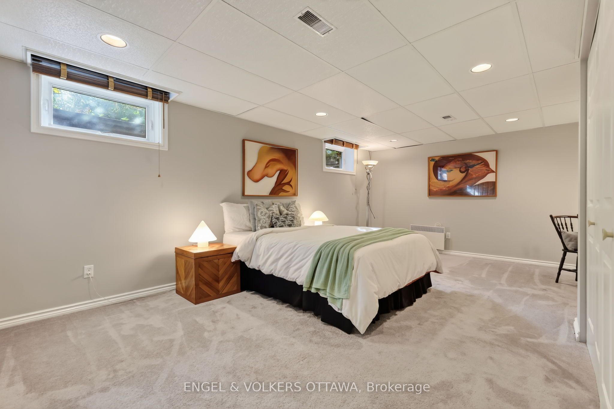 2106 Lamira Street Property Photo 29