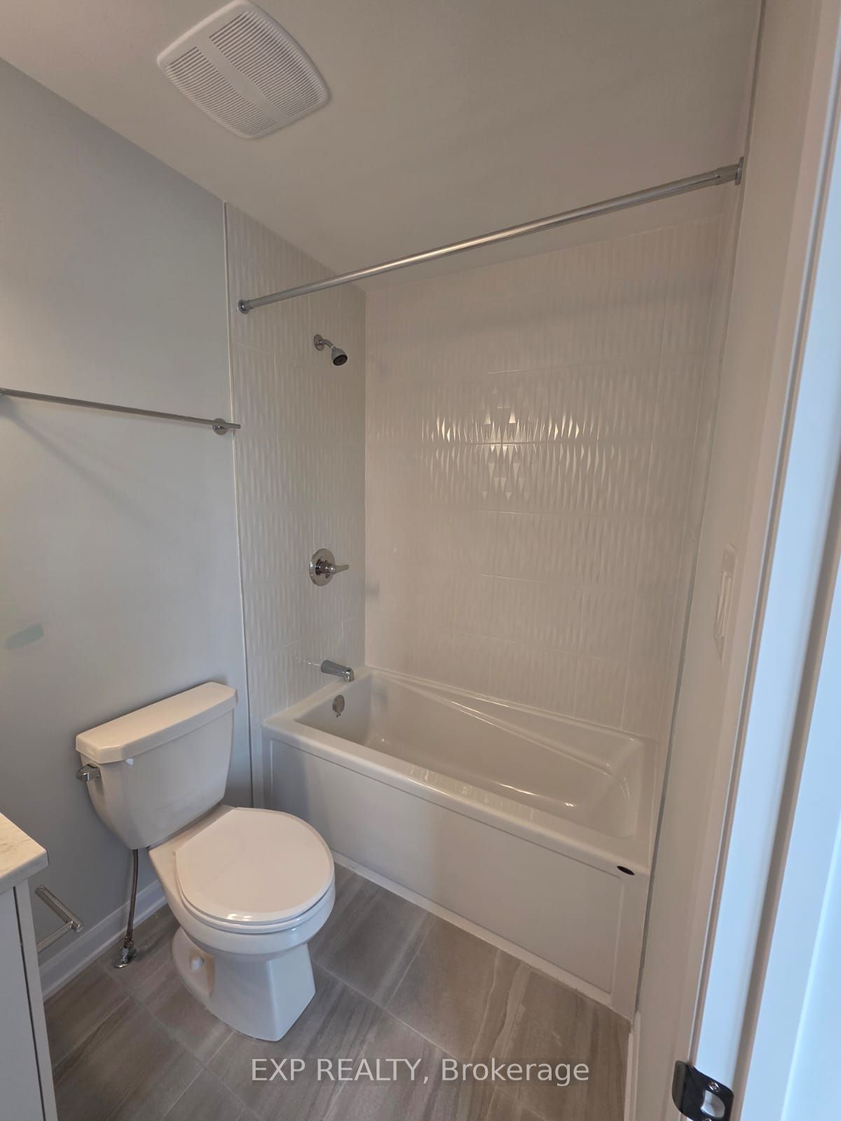 201 Glenroy Gilbert Drive 10 Property Photo 3