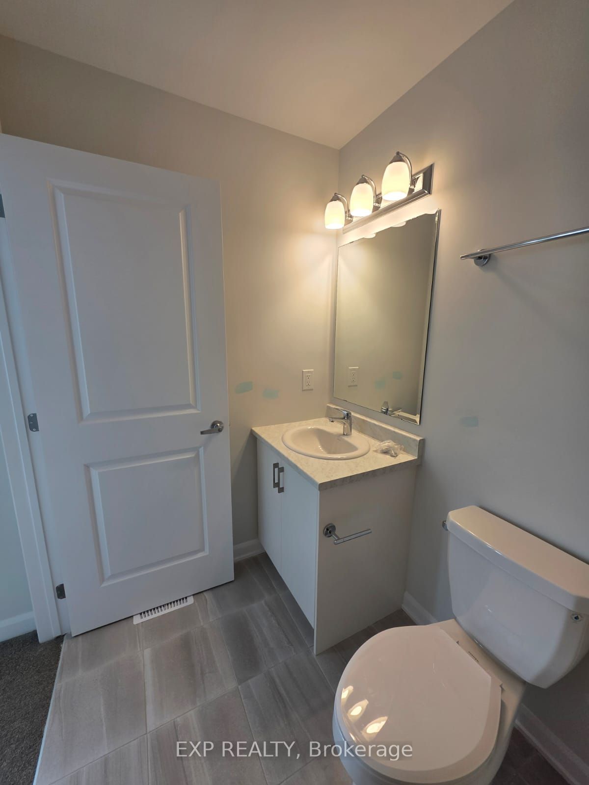 201 Glenroy Gilbert Drive 10 Property Photo 18