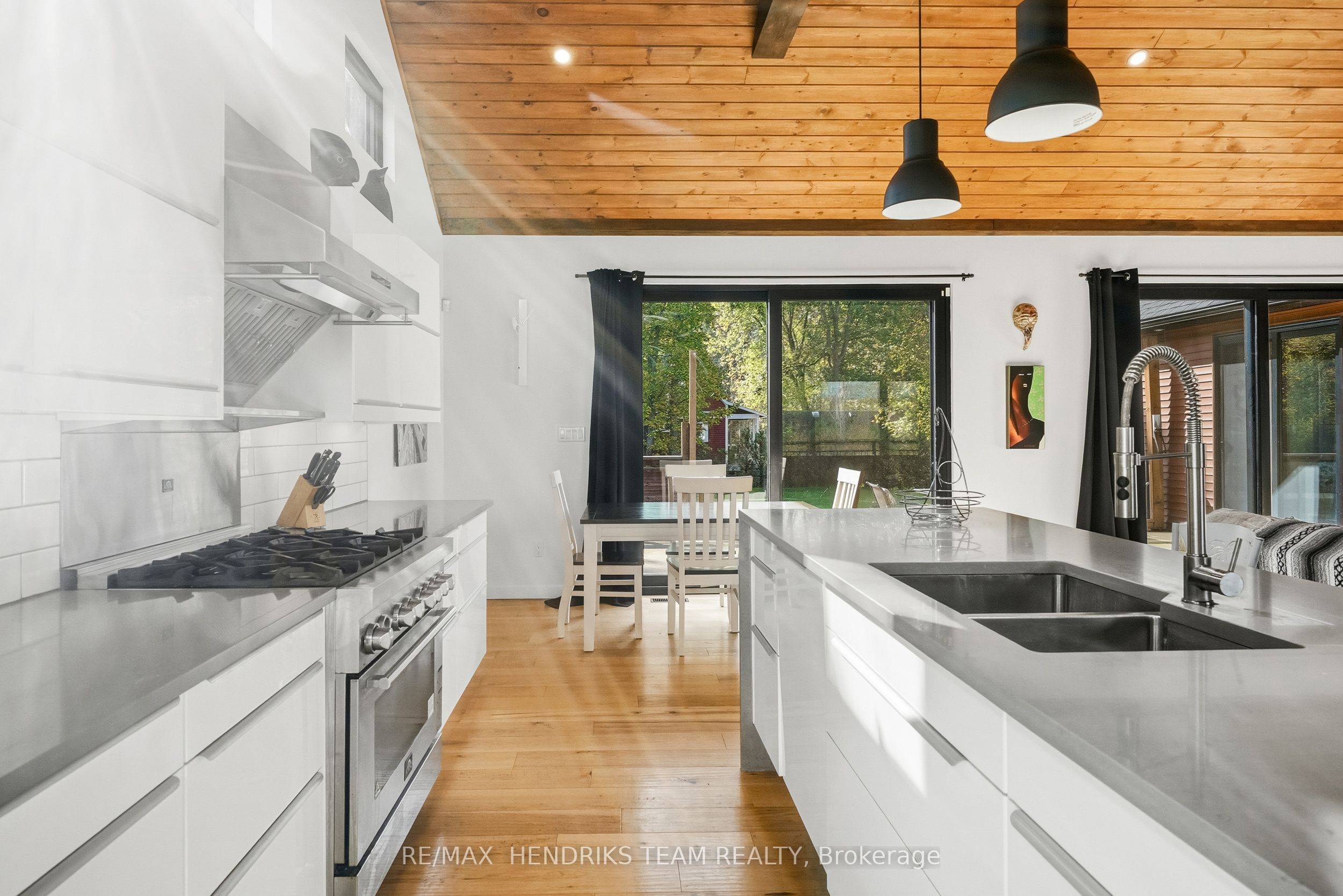 3555 Firelane 7 Road Property Photo 12