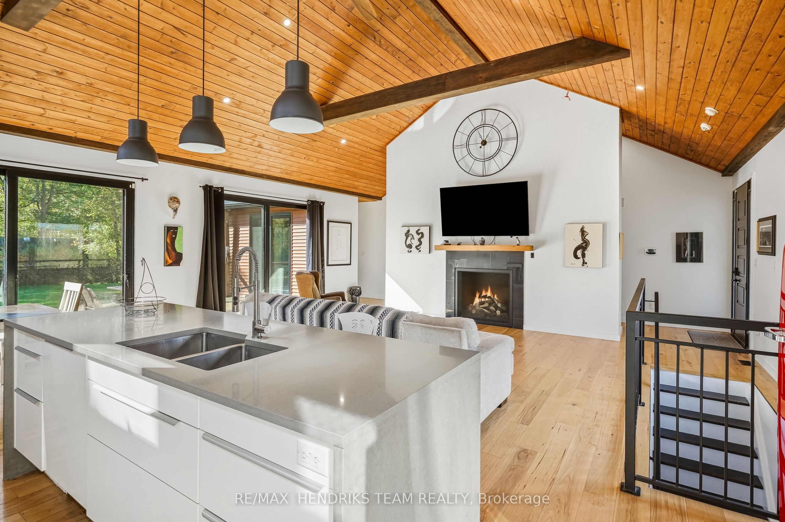 3555 Firelane 7 Road Property Photo 13
