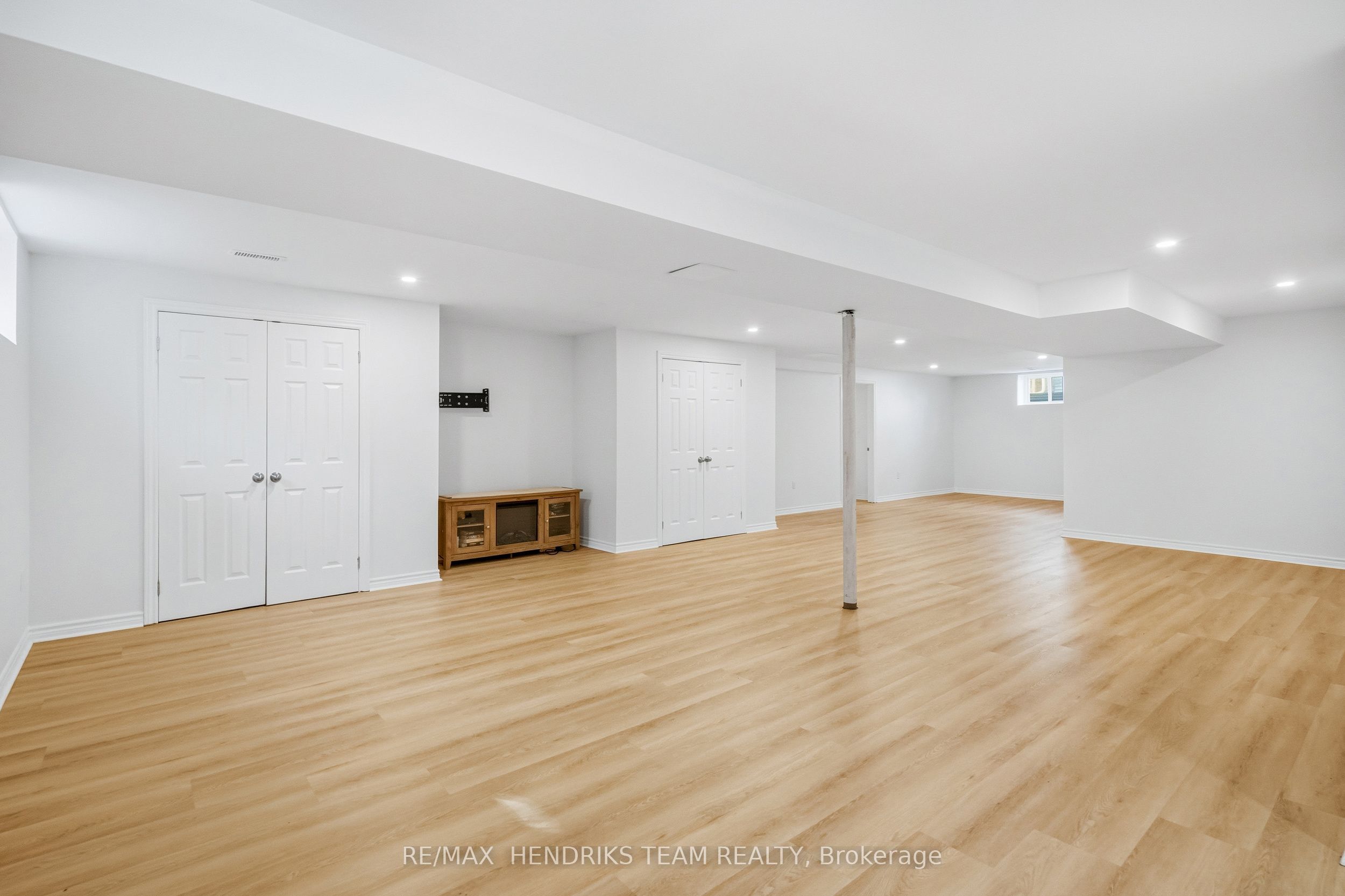 3555 Firelane 7 Road Property Photo 23