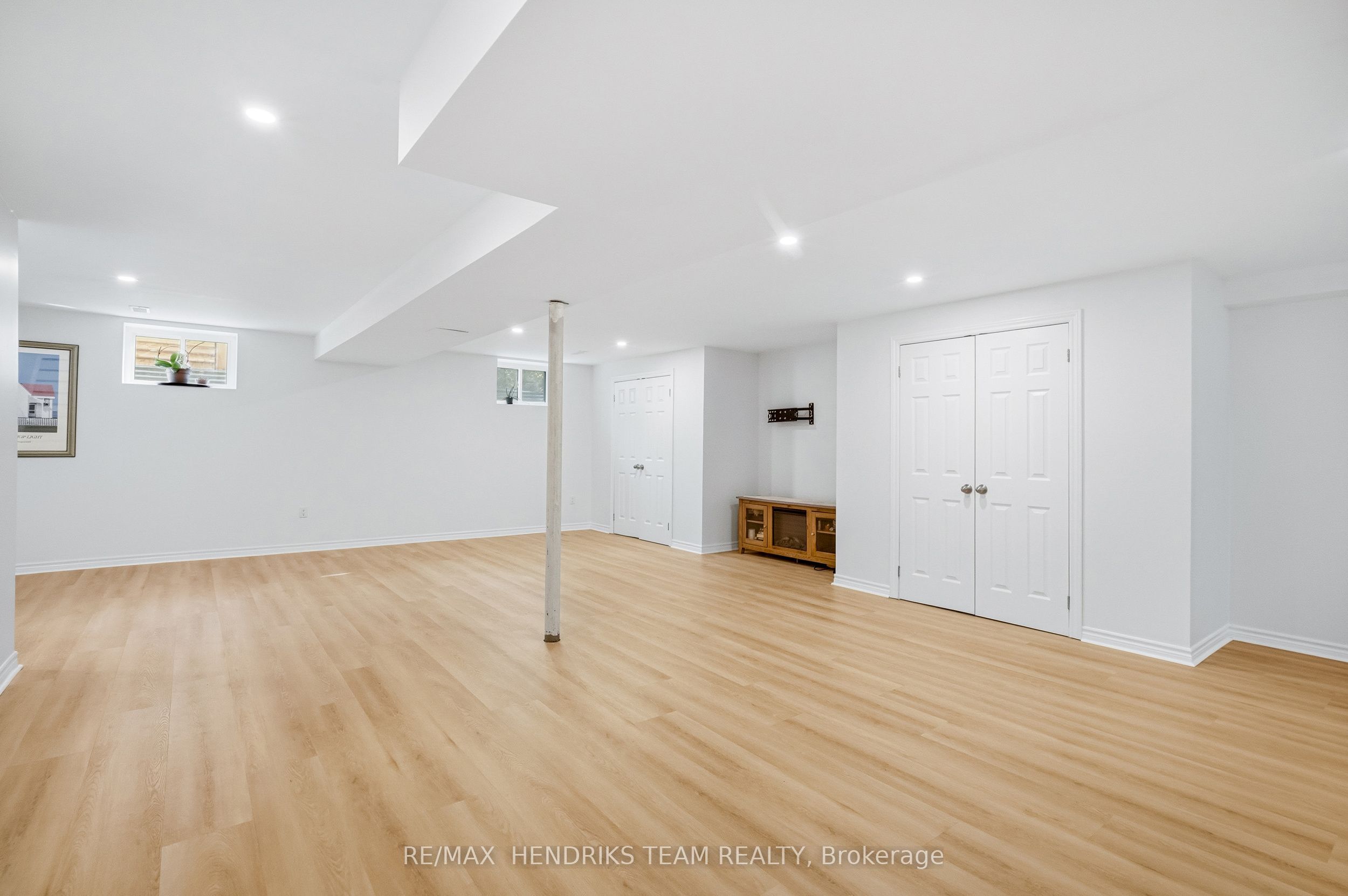3555 Firelane 7 Road Property Photo 24