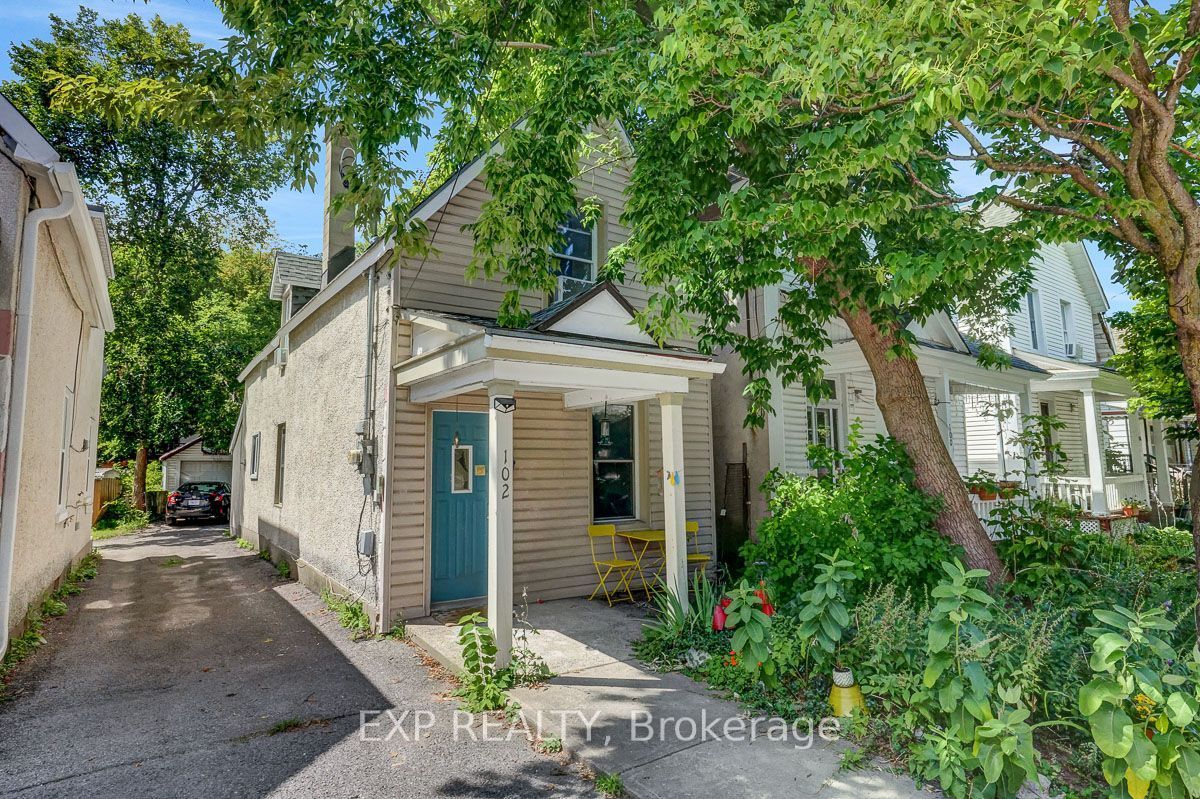 102 Lebreton Street N Property Photo 2
