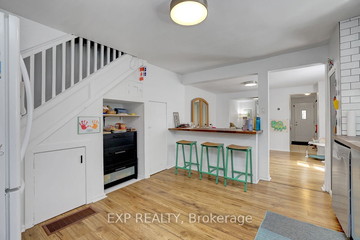 102 Lebreton Street N Property Photo 15