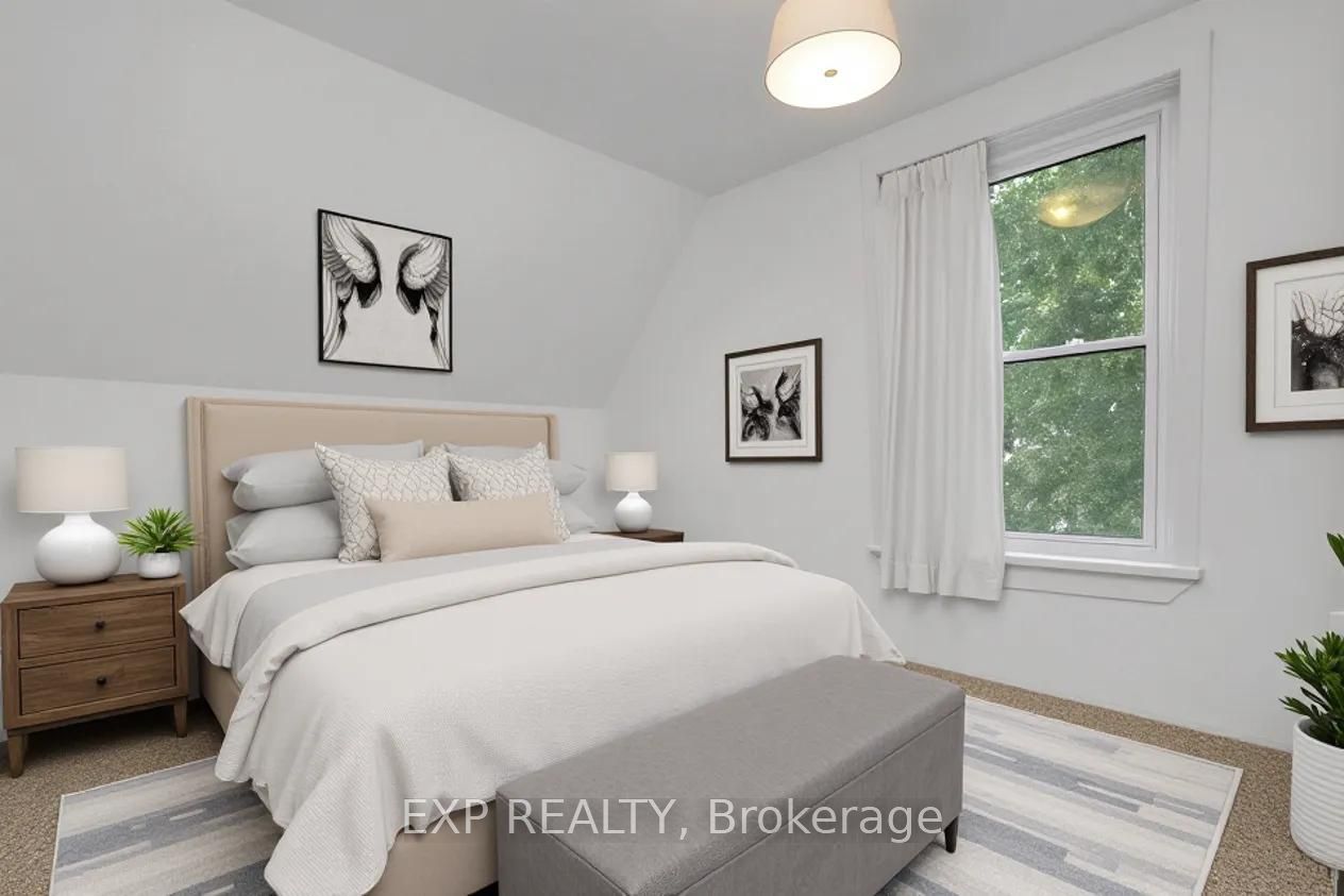 102 Lebreton Street N Property Photo 18