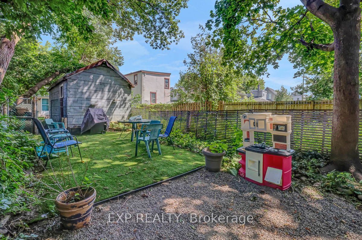 102 Lebreton Street N Property Photo 26