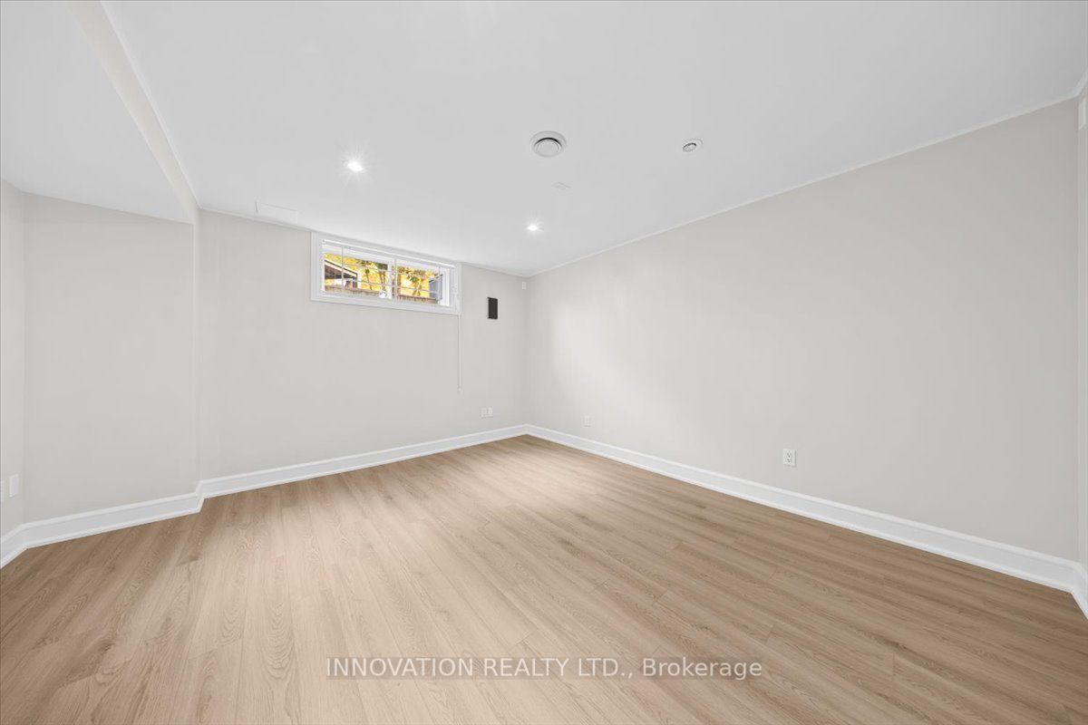 12 Gros Morne Court Property Photo 27