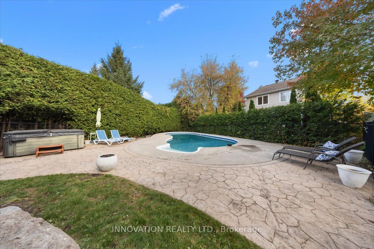 12 Gros Morne Court Property Photo 38