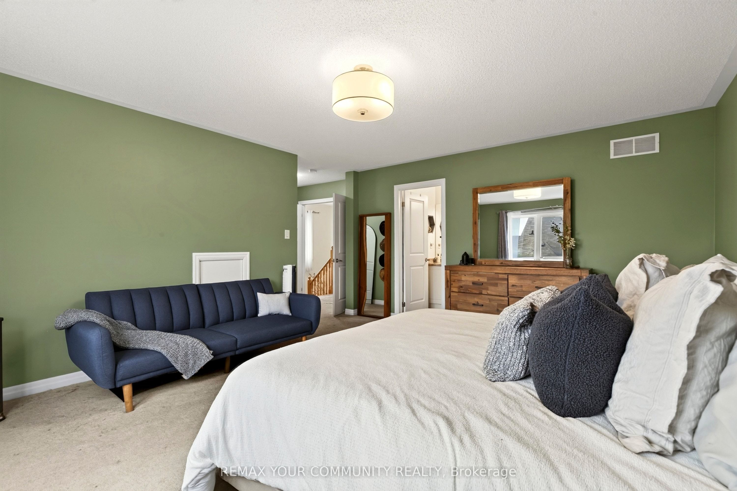 55 Dominion Crescent Property Photo 20
