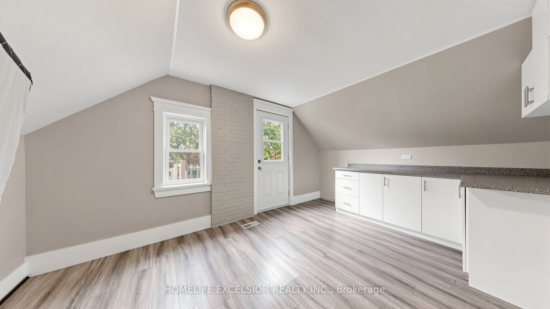 342 King William Street Property Photo 20
