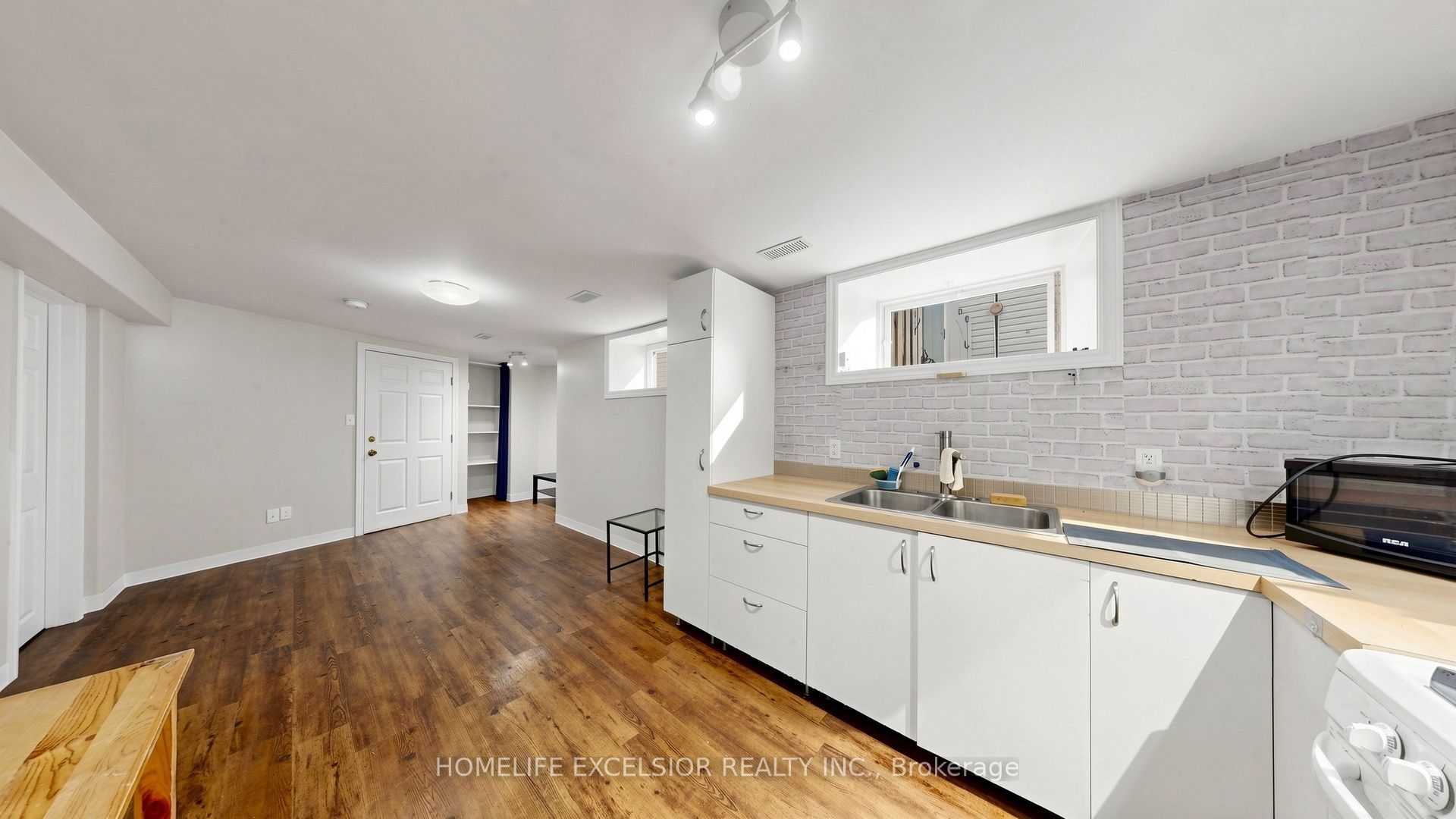 342 King William Street Property Photo 24