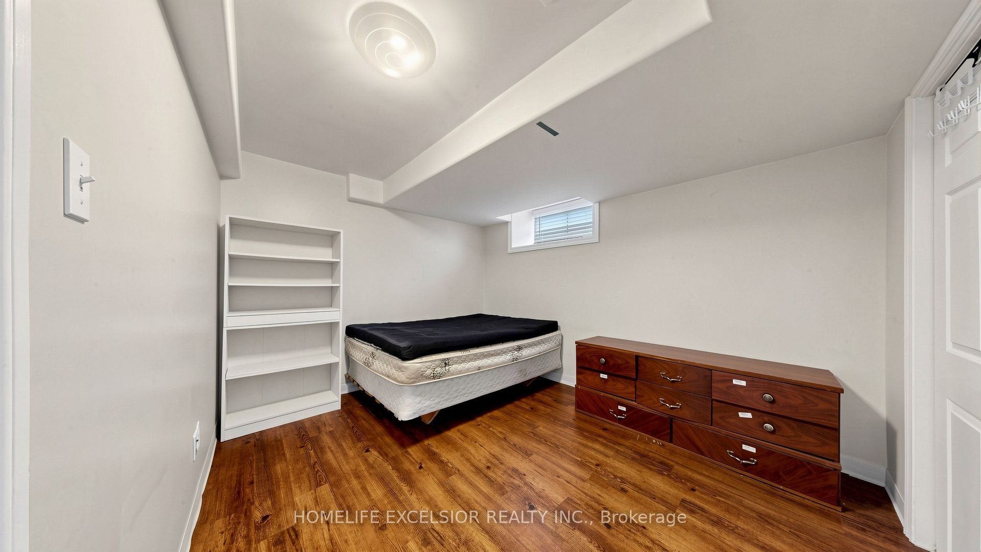 342 King William Street Property Photo 26