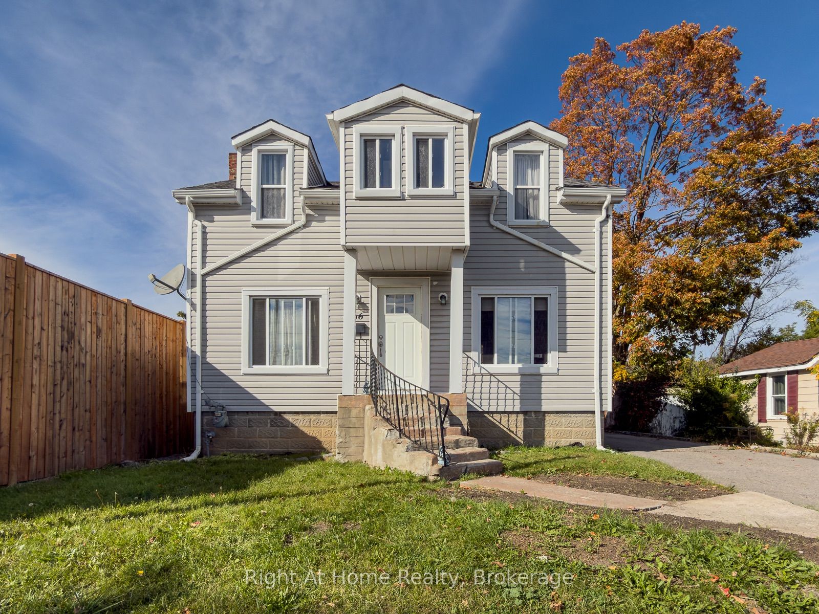 166 Catharine Street