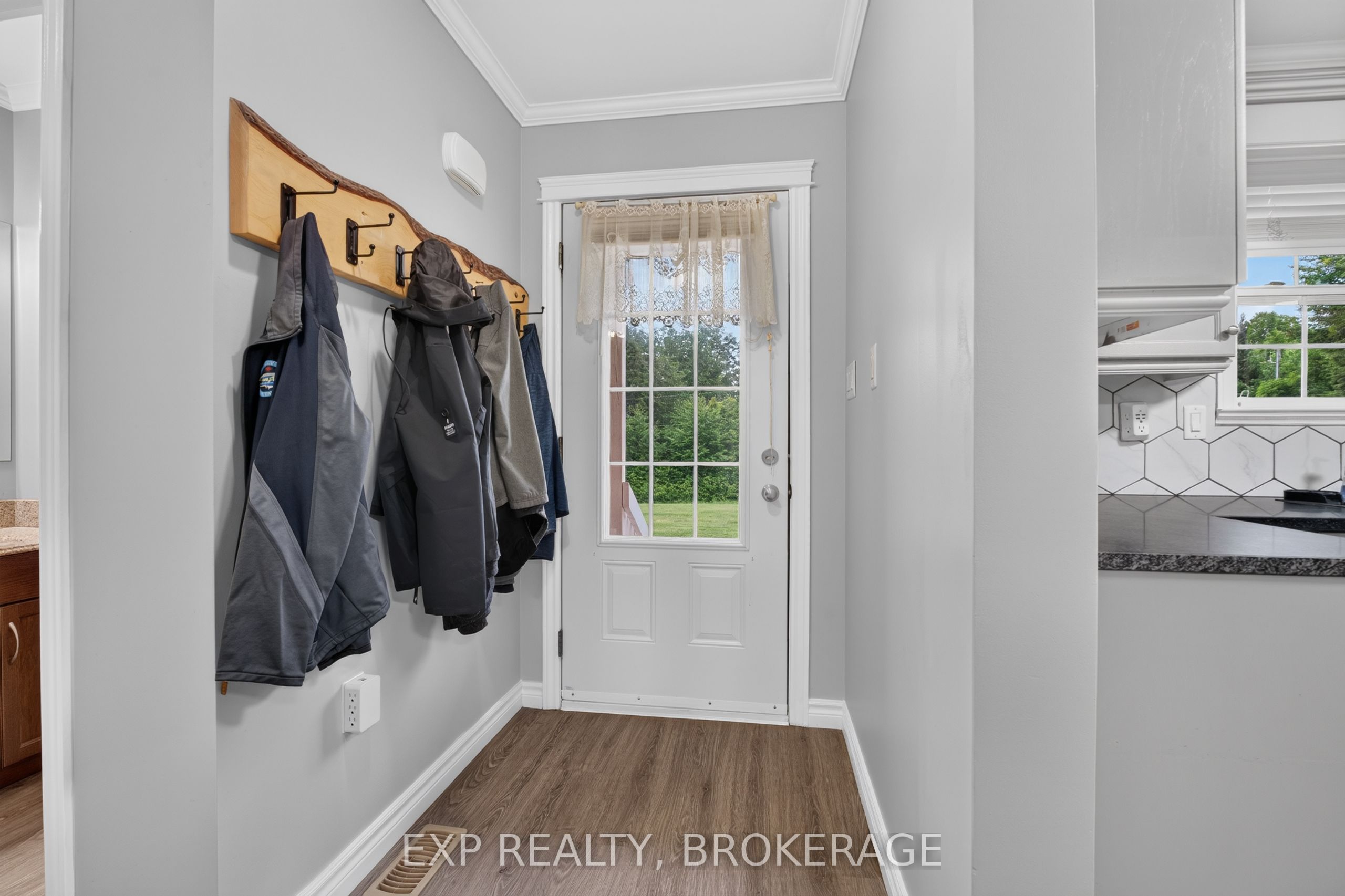 3288 Long Lake Road Property Photo 13