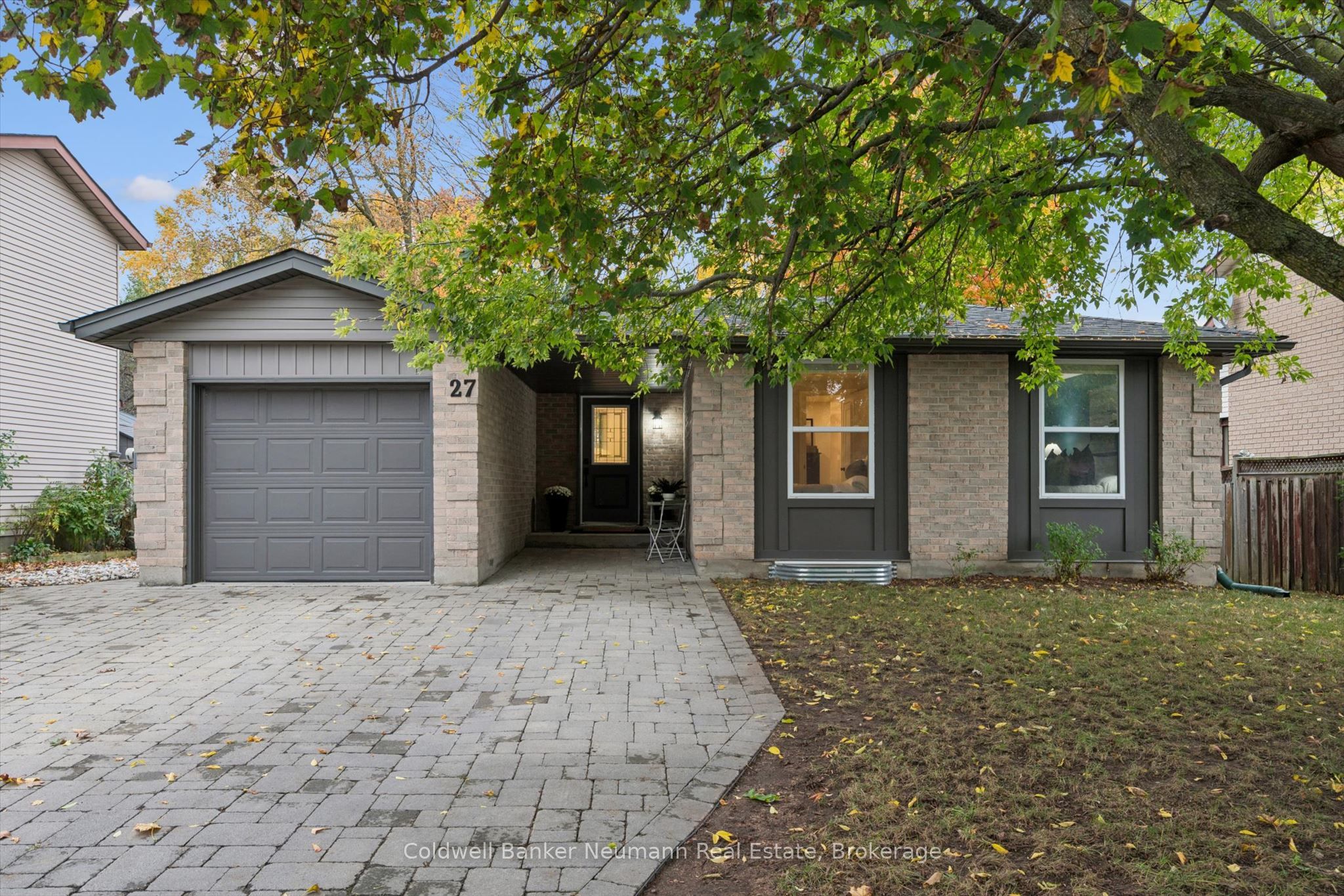 27 Aspen Valley Crescent Property Photo 1