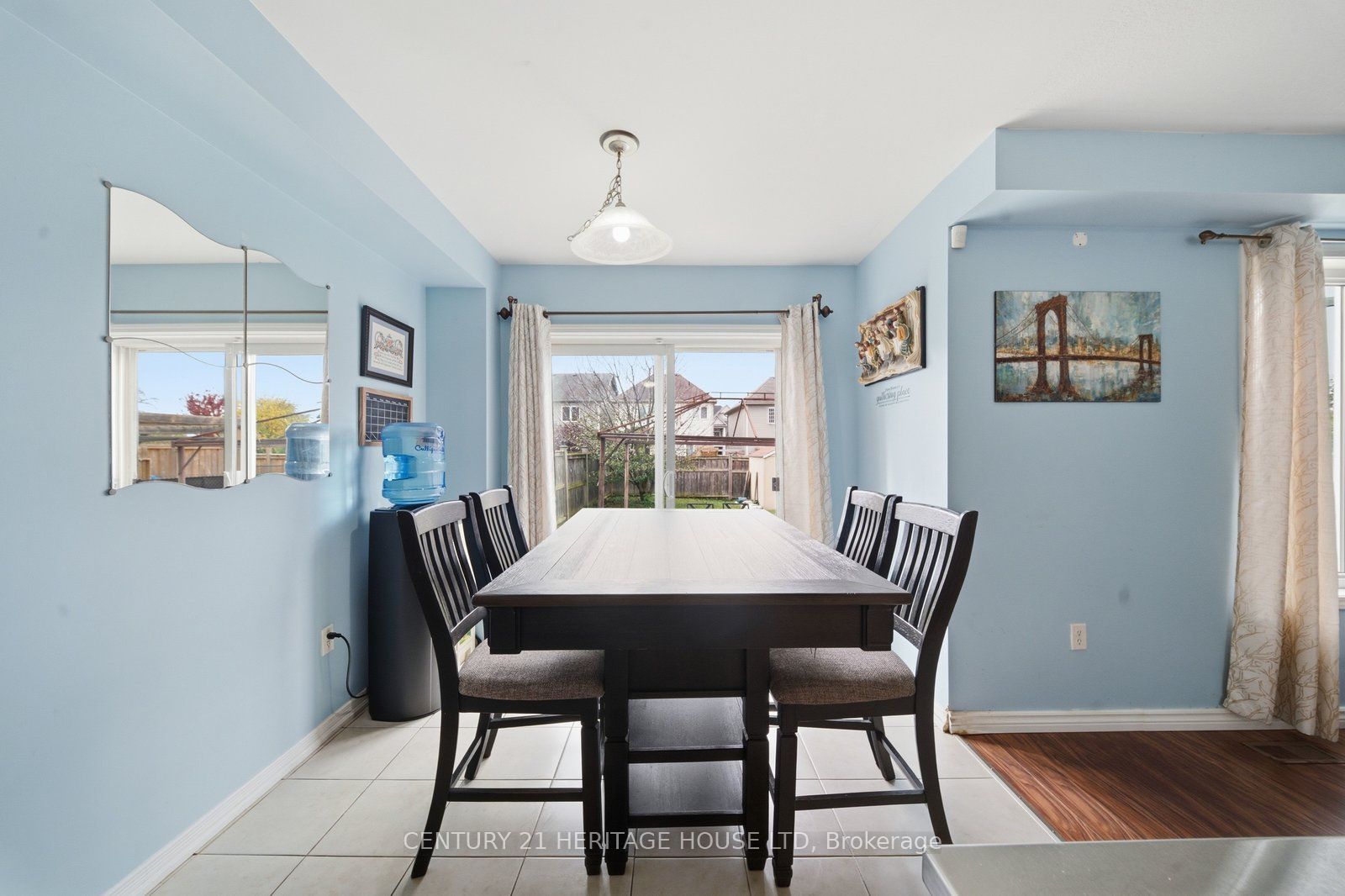 4 English Lane Property Photo 17