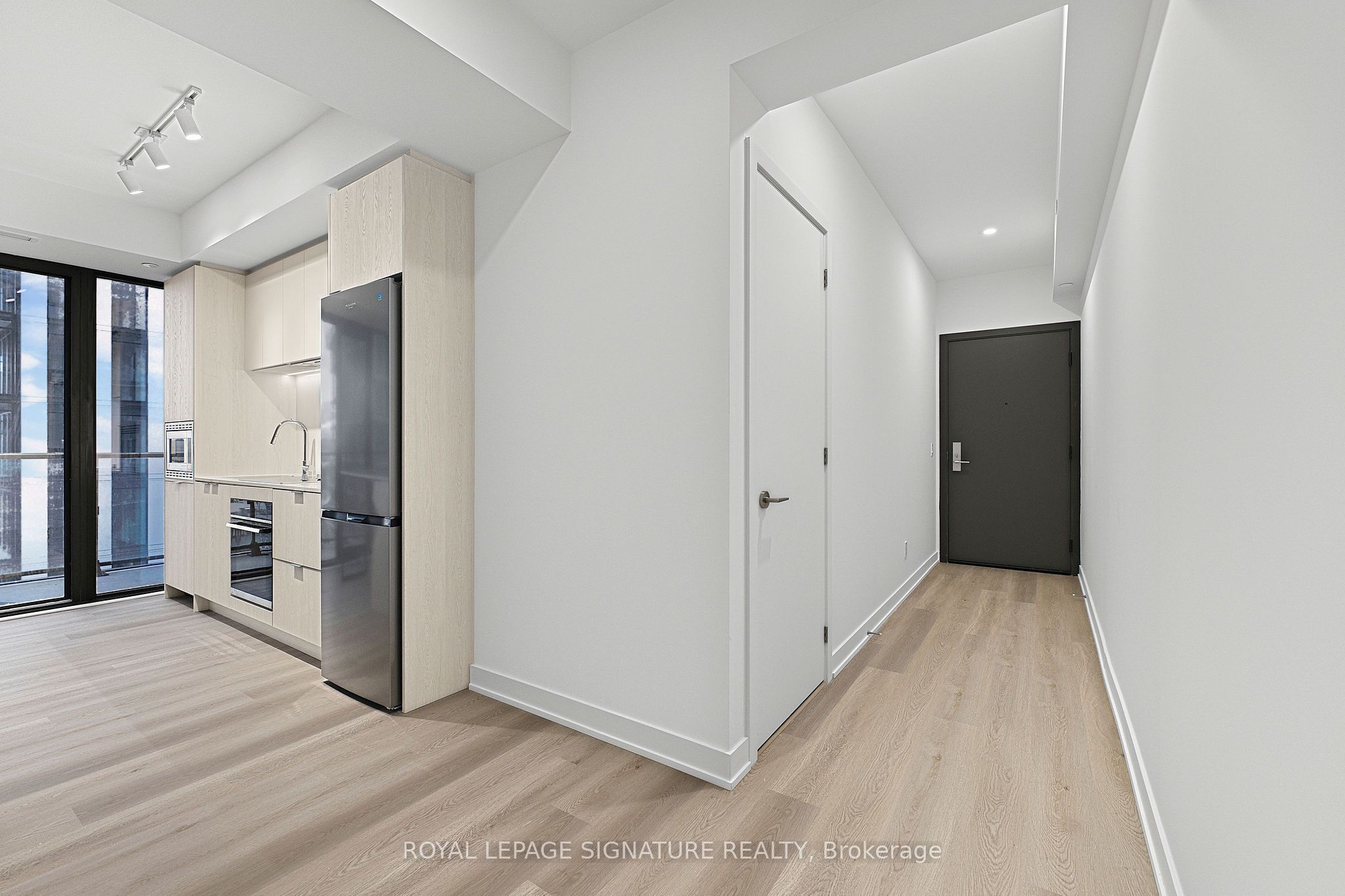 91 John Street N 1808 Property Photo 15
