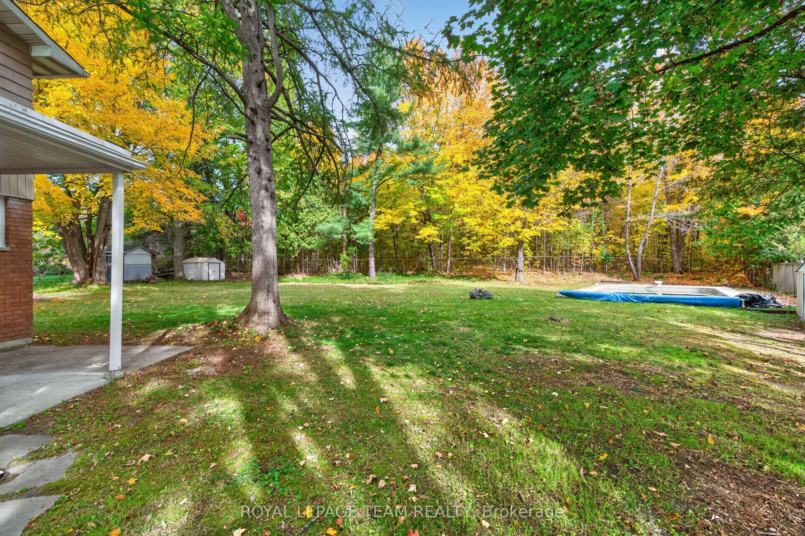 120 Glenncastle Drive Property Photo 13