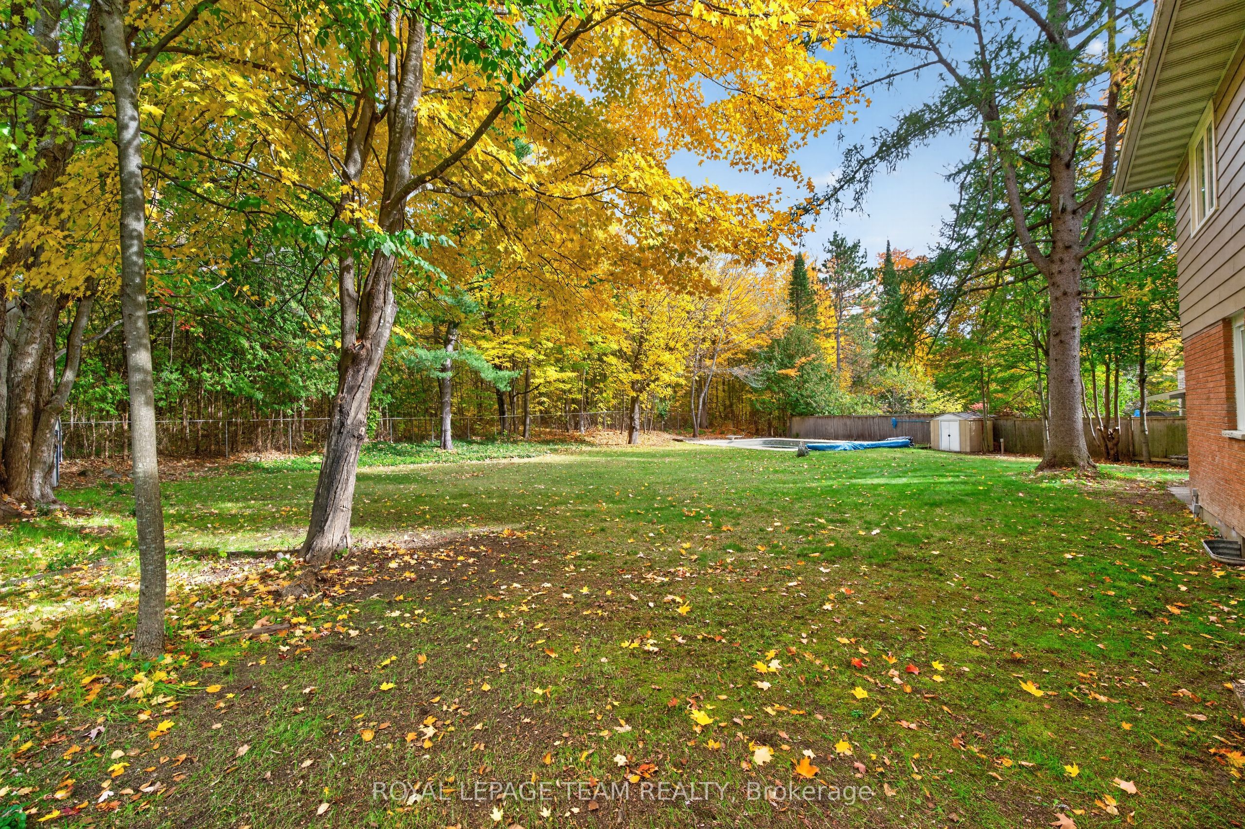 120 Glenncastle Drive Property Photo 15
