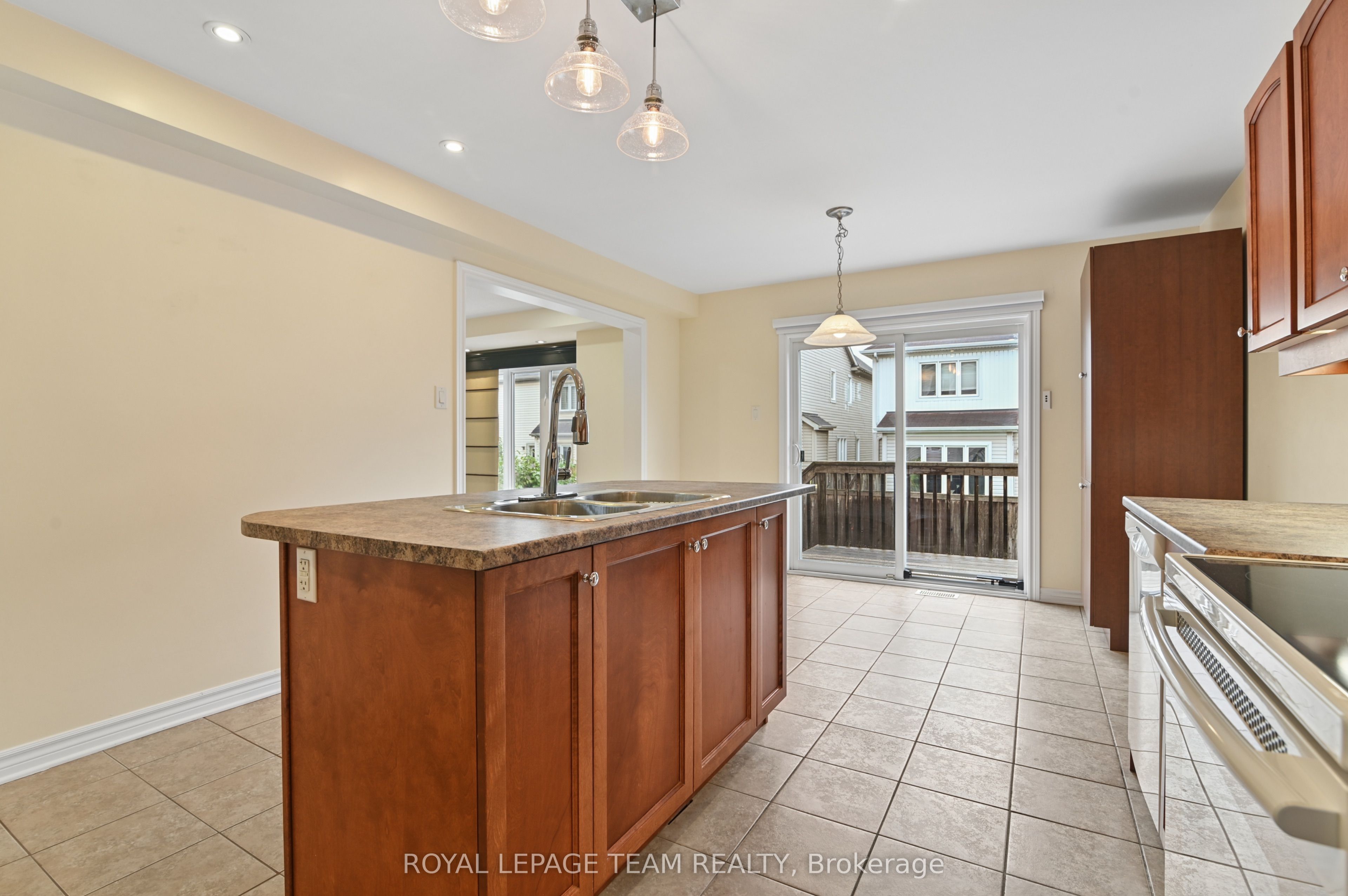 3566 Cambrian Road Property Photo 9
