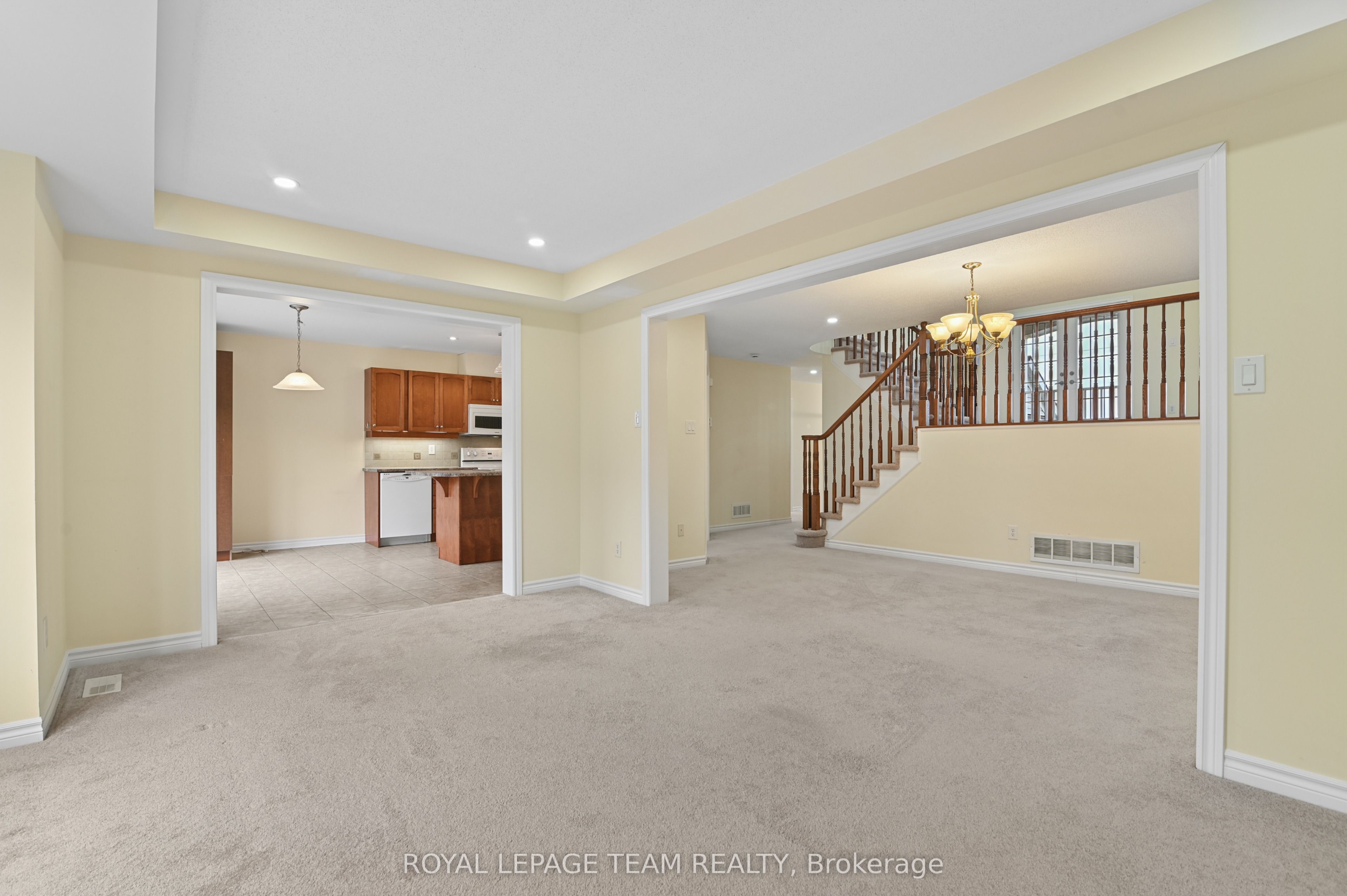 3566 Cambrian Road Property Photo 12