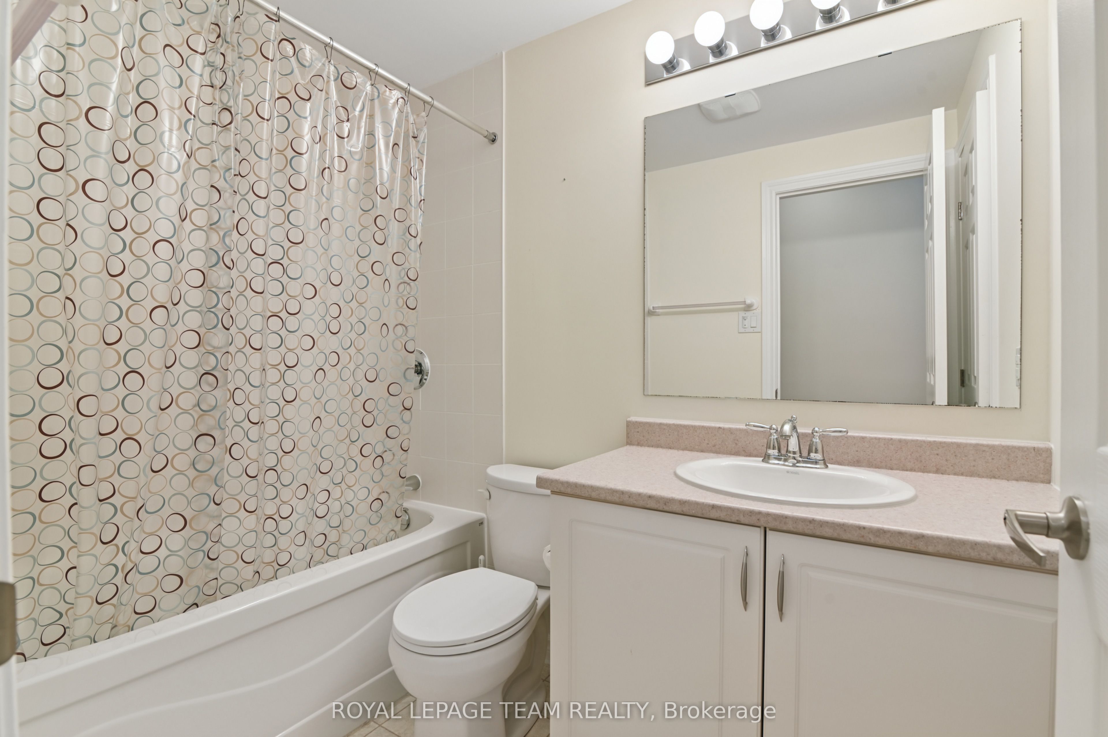3566 Cambrian Road Property Photo 40
