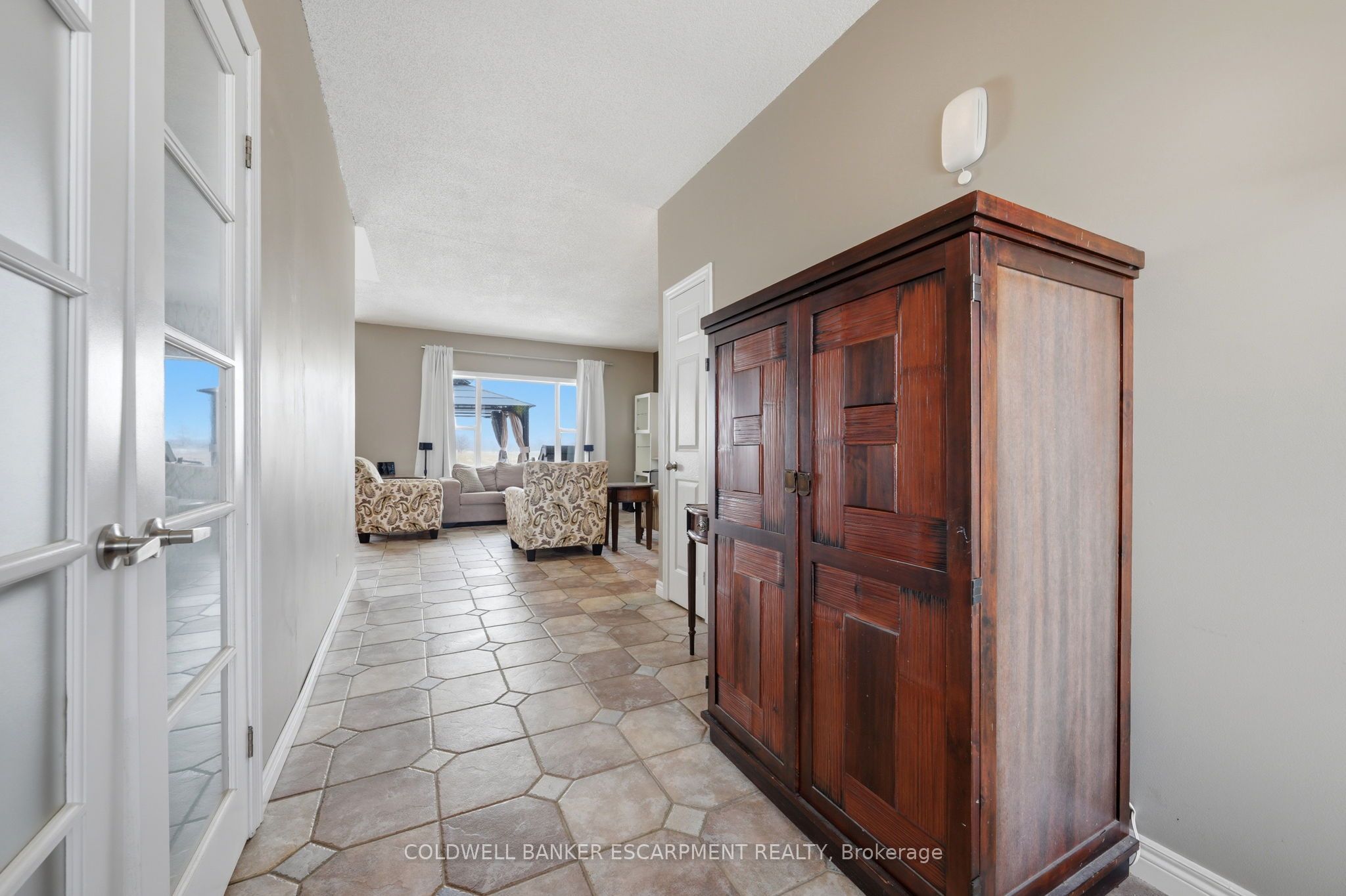 4923 Wellington 44 Road Property Photo 7